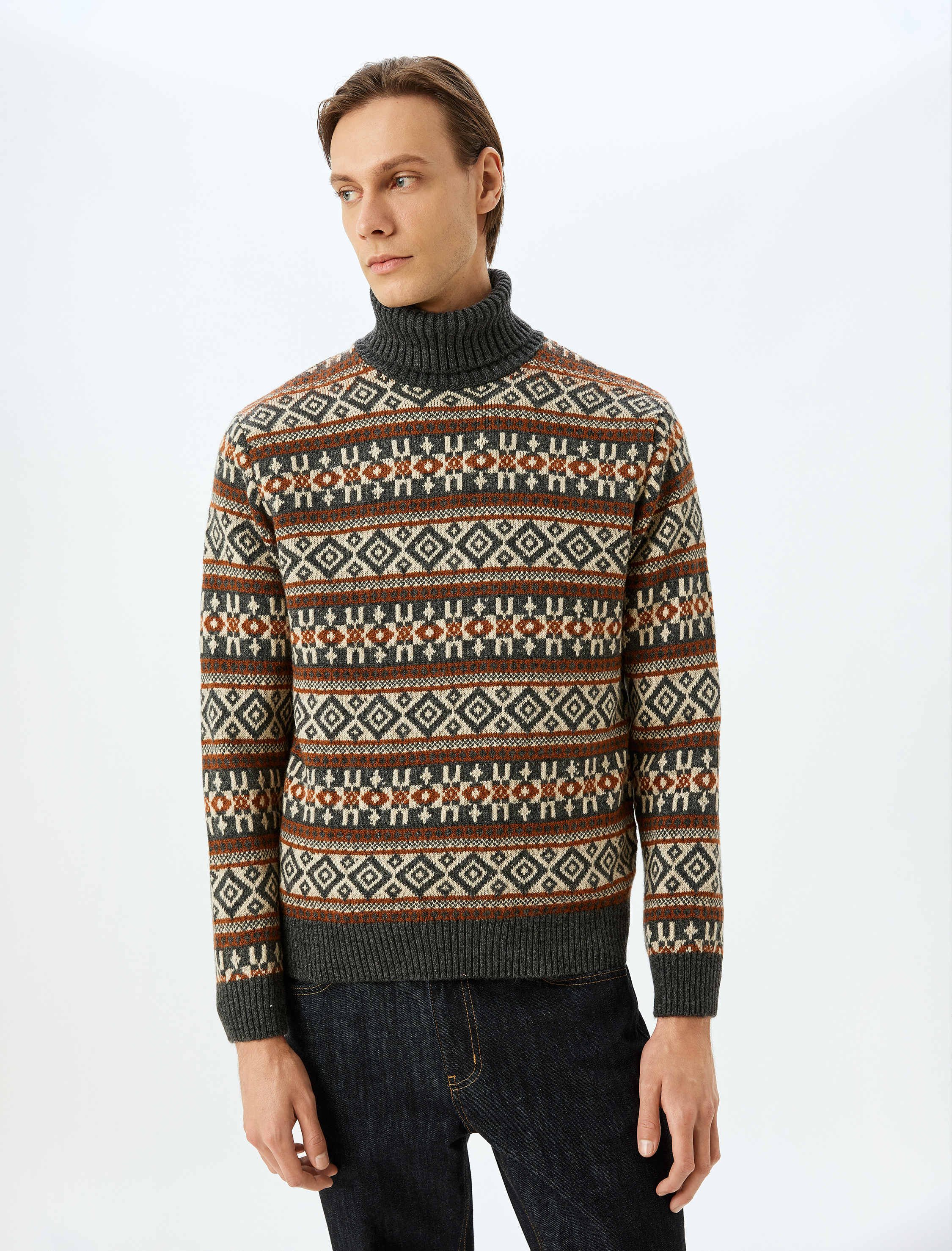 Balıkçı Yaka Desenli Triko Kazak