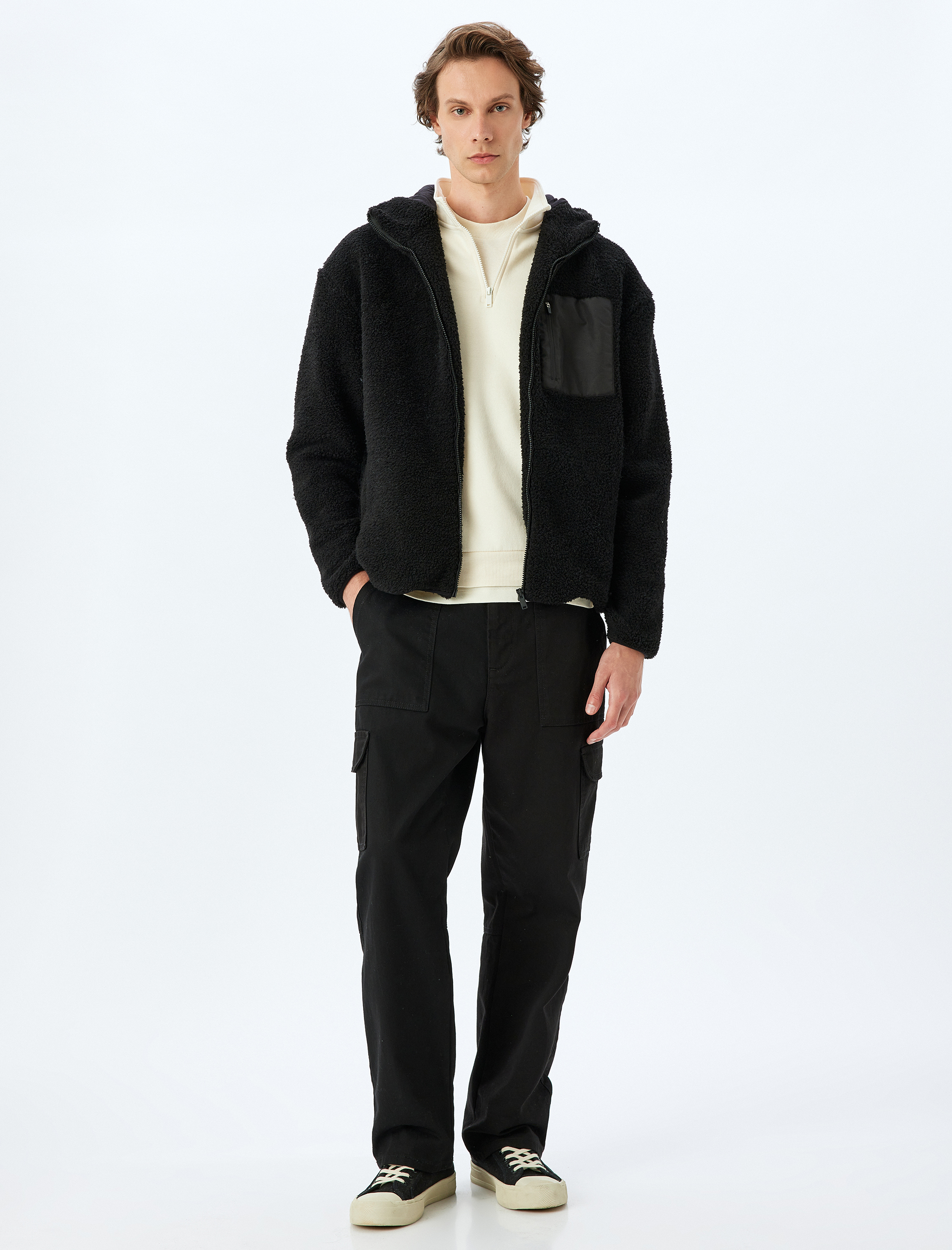 Fermuarlı Cep Detaylı Kapşonlu Peluş Ceket