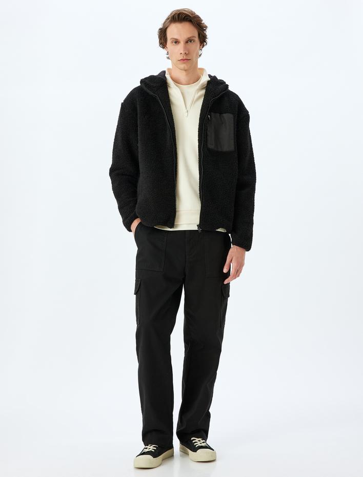  Fermuarlı Cep Detaylı Kapşonlu Peluş Ceket