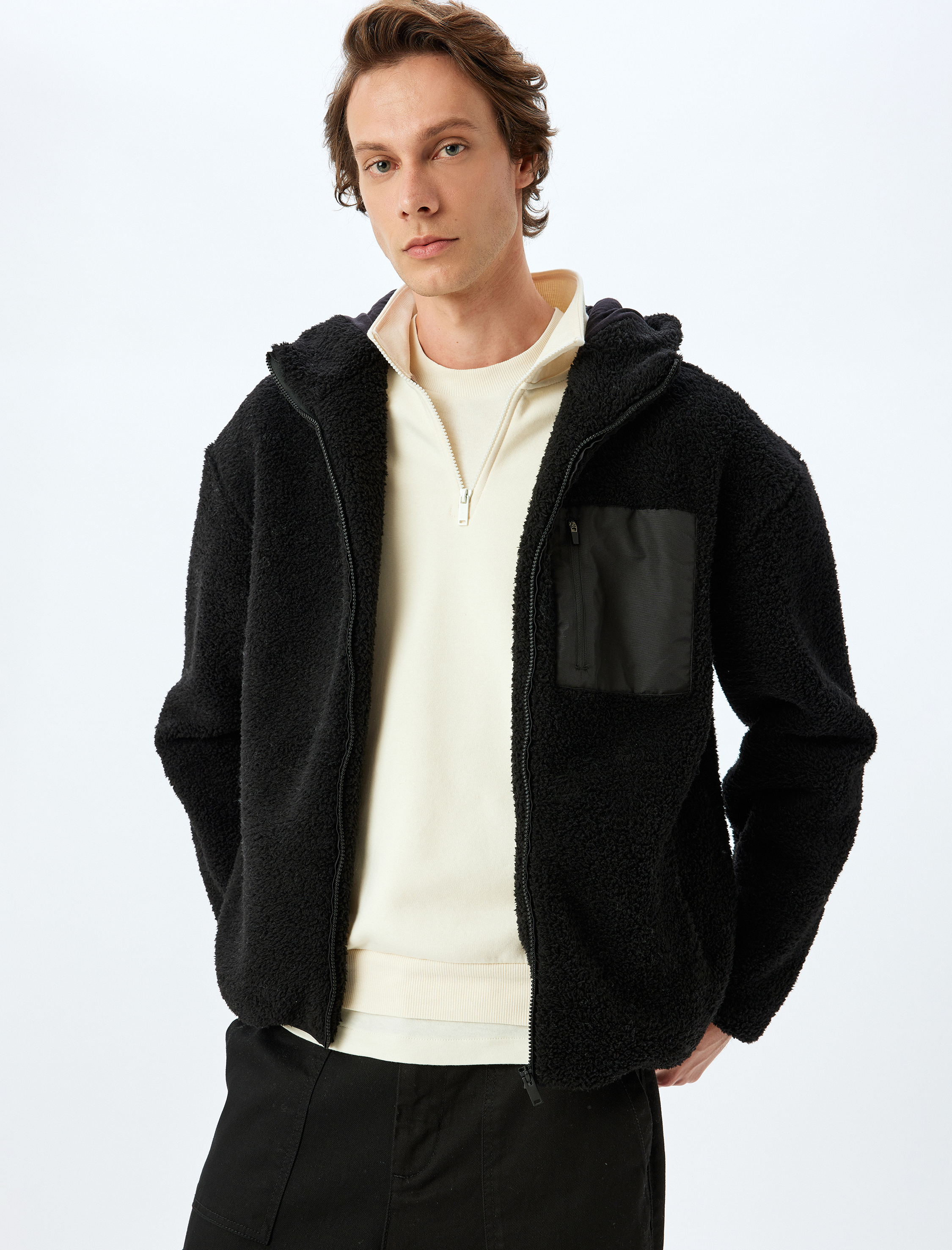 Fermuarlı Cep Detaylı Kapşonlu Peluş Ceket