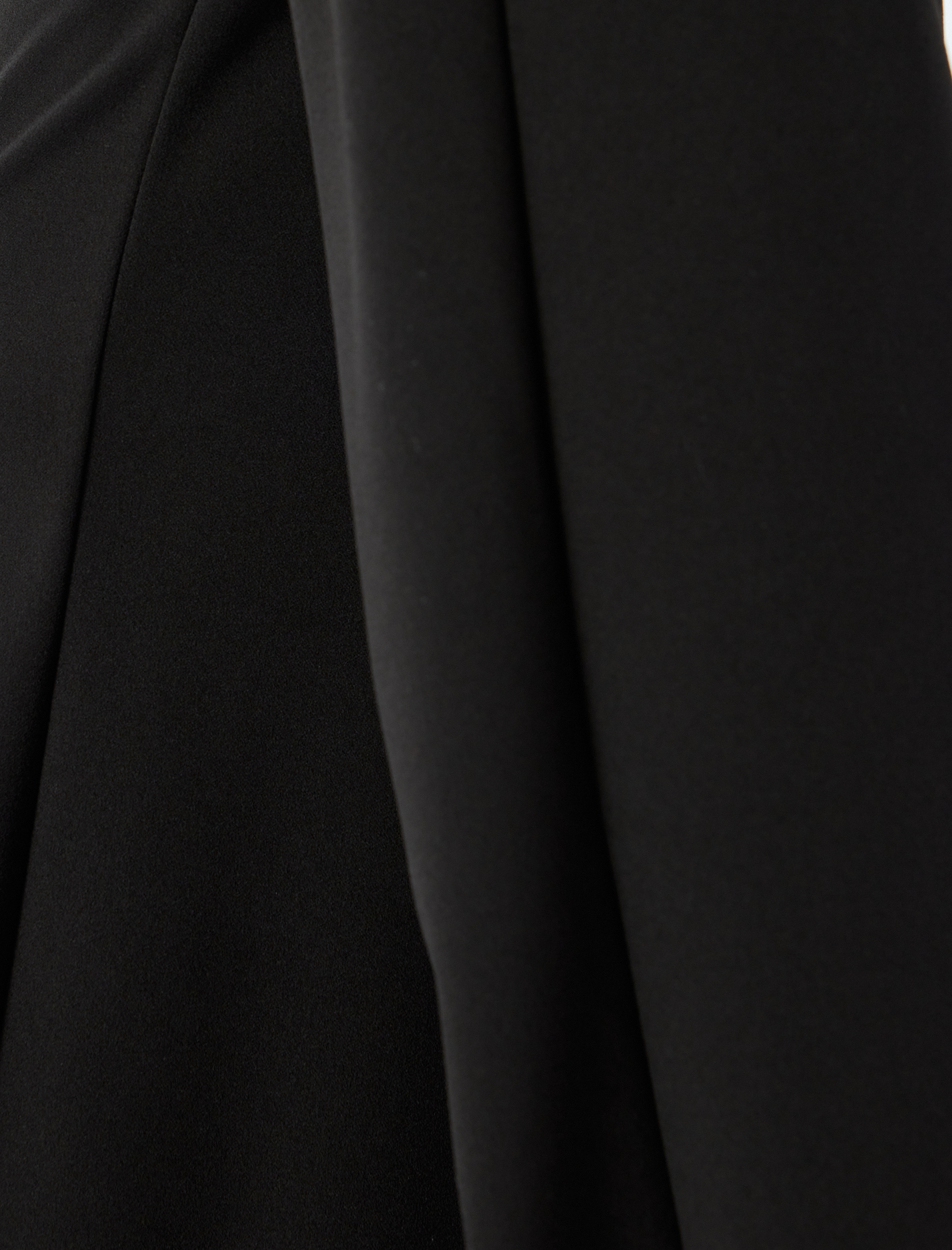   Geniş Paça Beli Bağcıklı Rahat Kalıp Pantolon