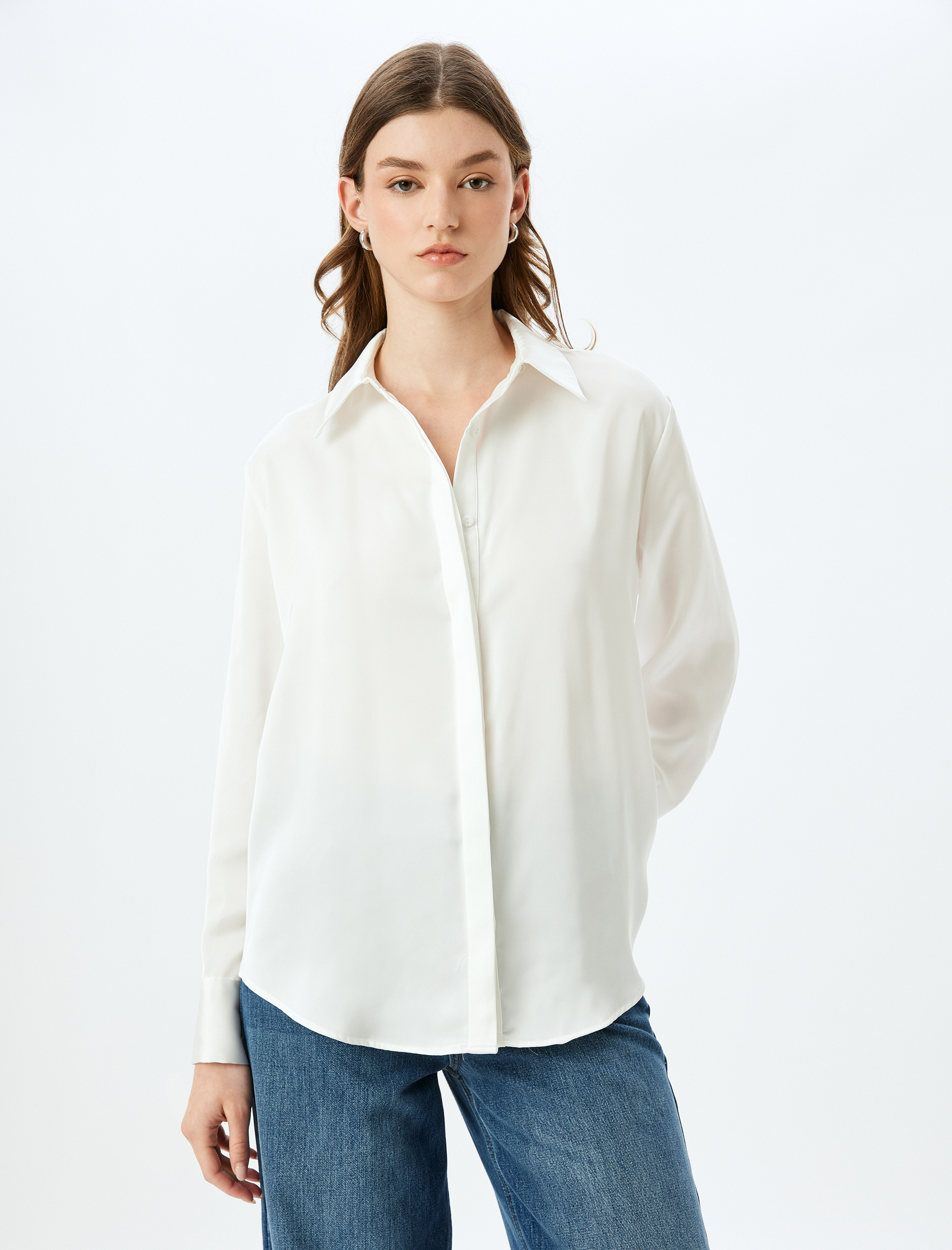   Uzun Kollu Klasik Yaka Saten Gömlek