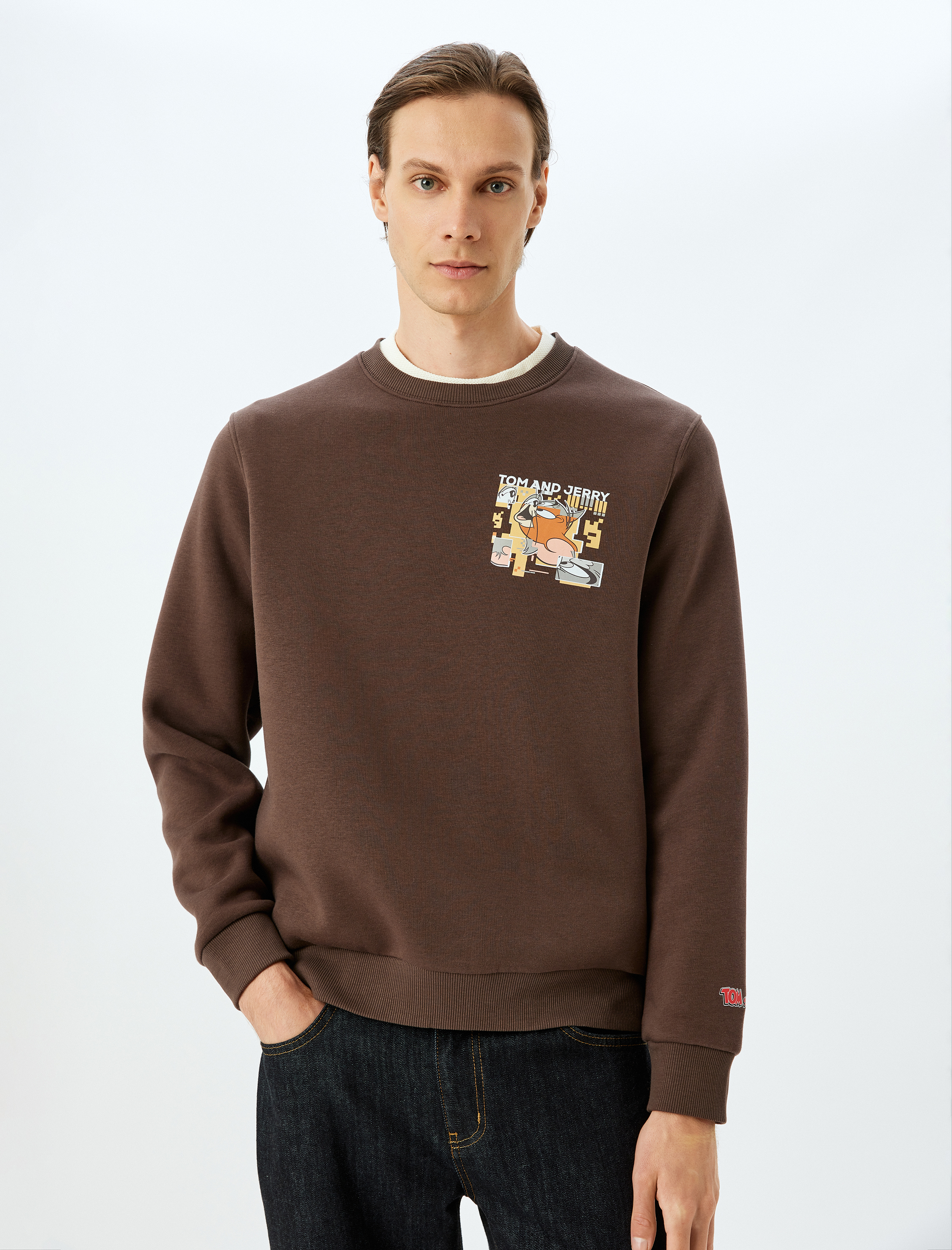   Bisiklet Yaka Pamuk Karışımlı İnterlok Kumaş Baskılı Lisanslı Tom ve Jerry Sweatshirt