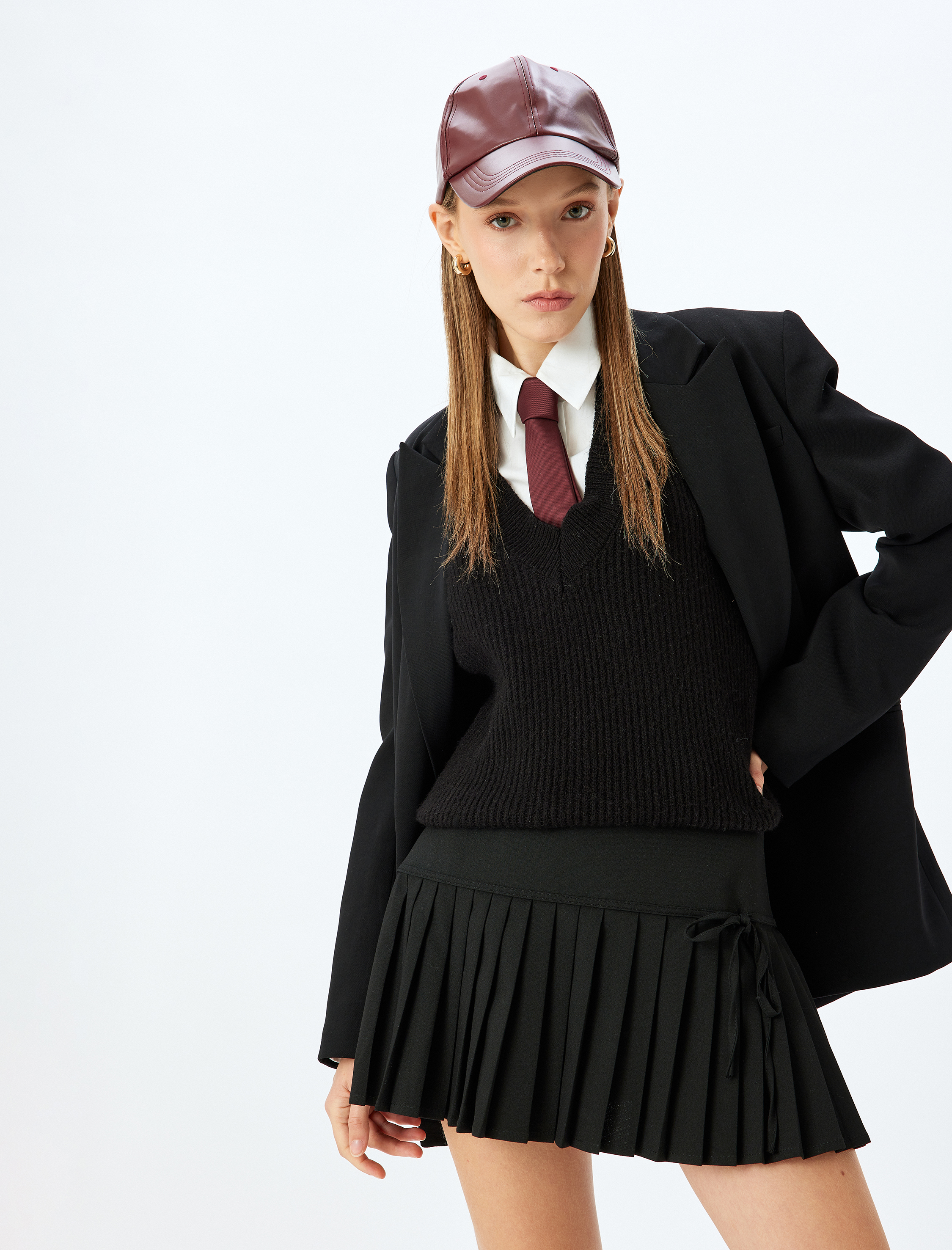   Mini Fiyonk Detaylı Pileli Etek