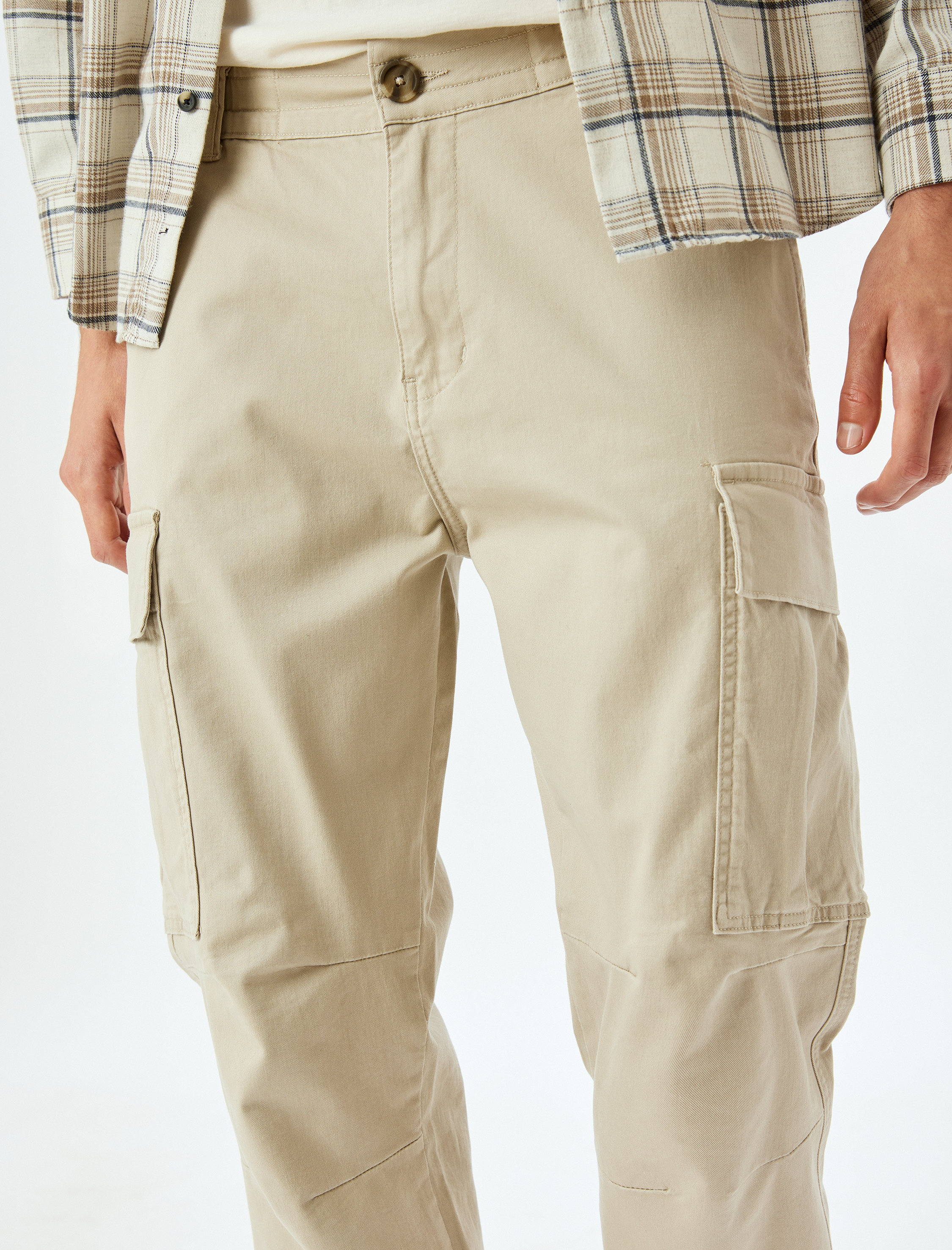   Pamuklu Gabardin Cep Detaylı Düğmeli Beli Lastikli Jogger Pantolon