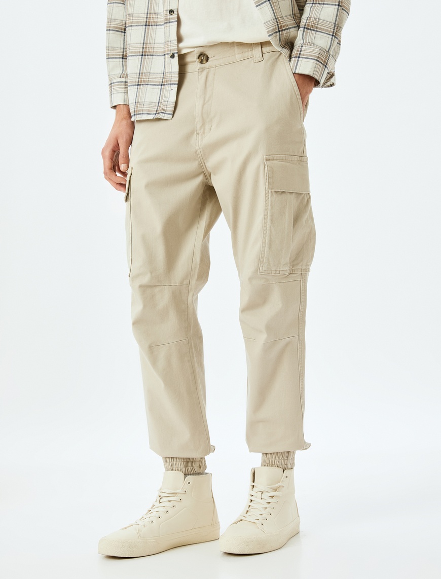   Pamuklu Gabardin Cep Detaylı Düğmeli Beli Lastikli Jogger Pantolon
