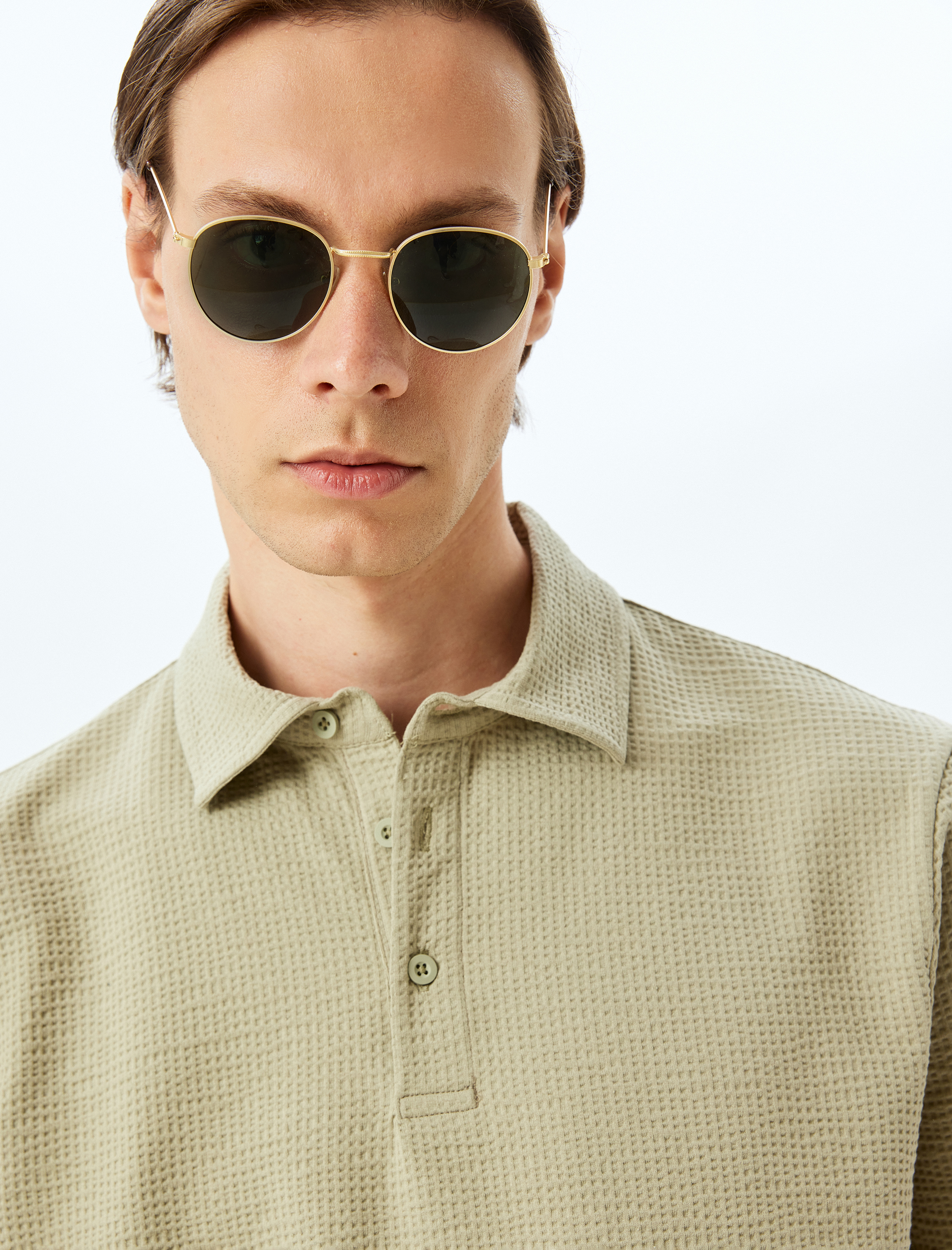   Kısa Kollu Pamuklu Regular Fit Dokulu Polo Yaka Tişört