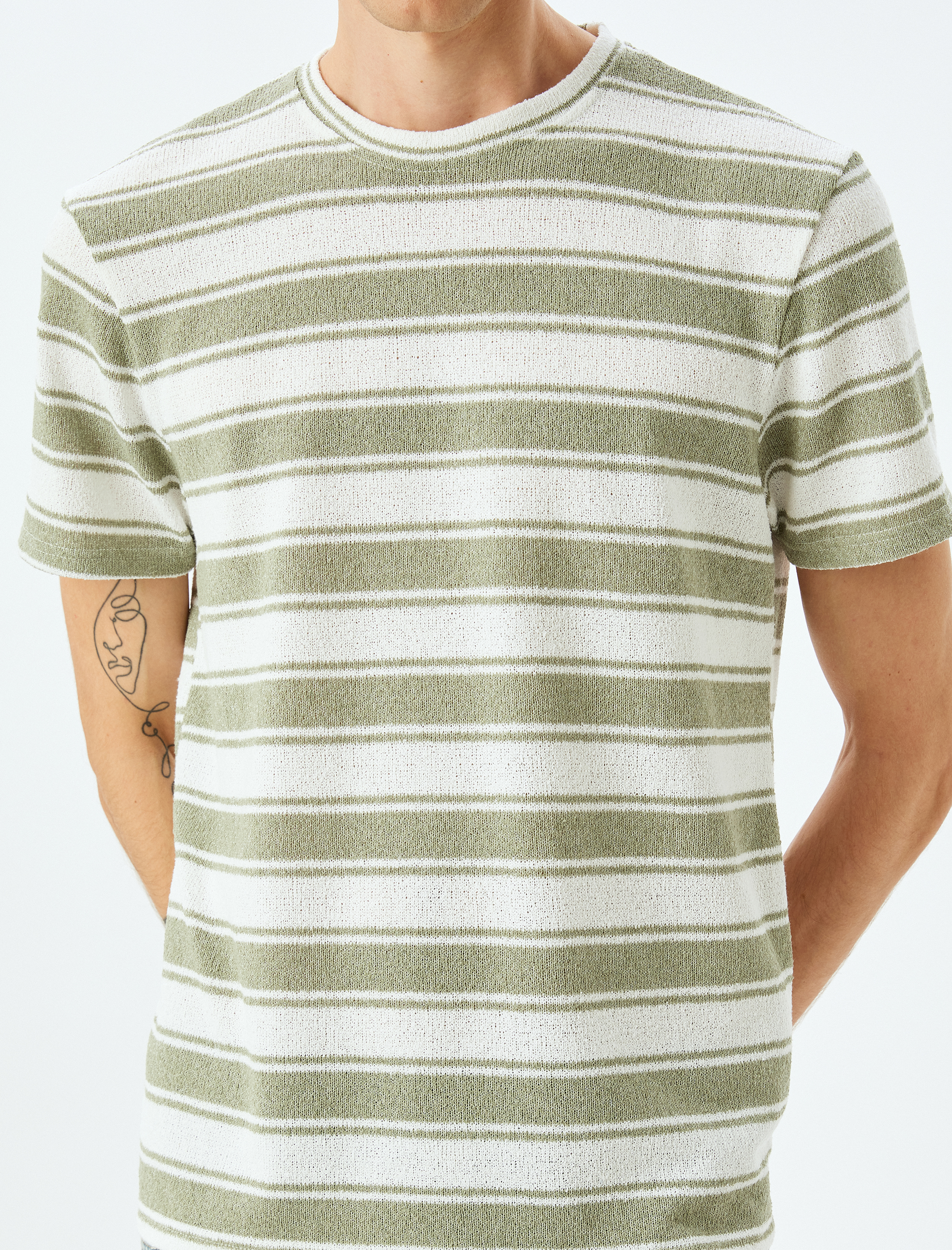   Kısa Kollu Bisiklet Yaka Regular Fit Pamuk Karışımlı Çizgili Tişört