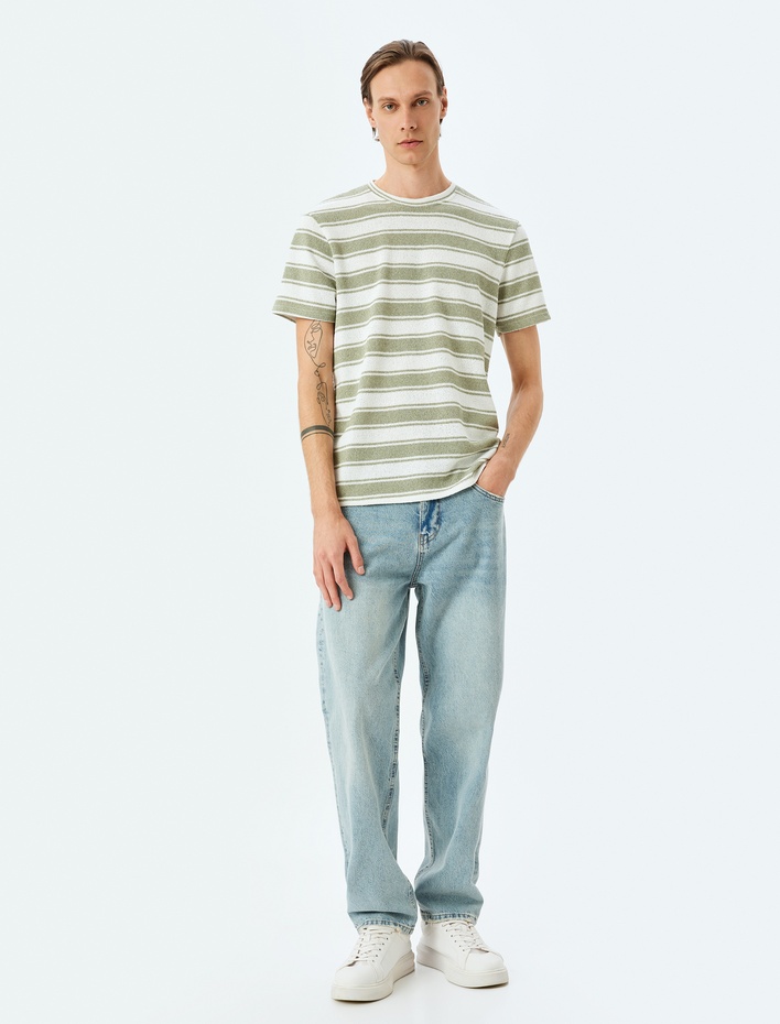  Kısa Kollu Bisiklet Yaka Regular Fit Pamuk Karışımlı Çizgili Tişört