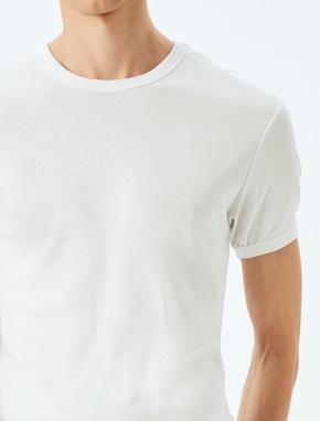 Kısa Kollu Bisiklet Yaka Pamuklu Slim Fit Tişört_4