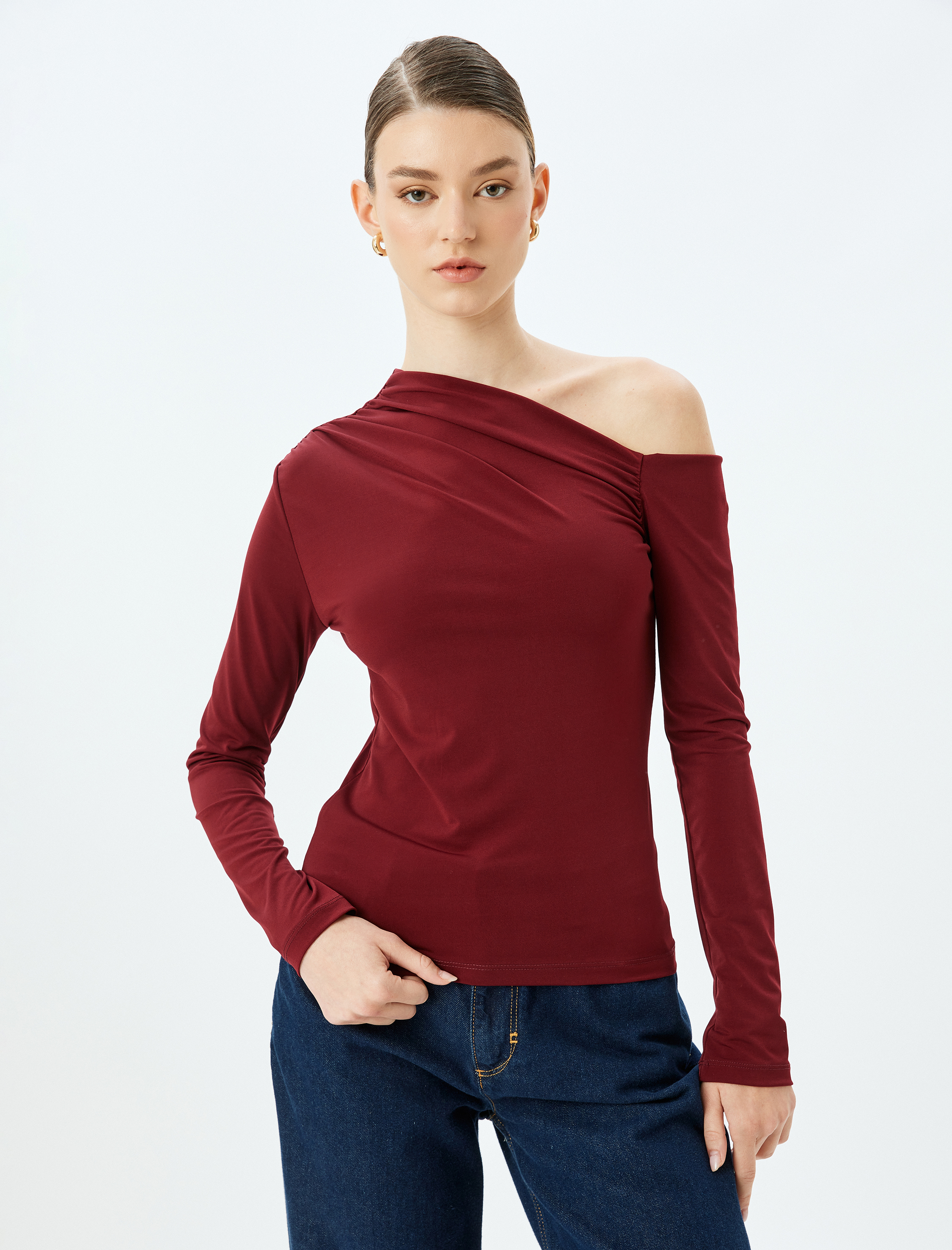 Asimetrik Omzu Açık Bluz Uzun Kollu