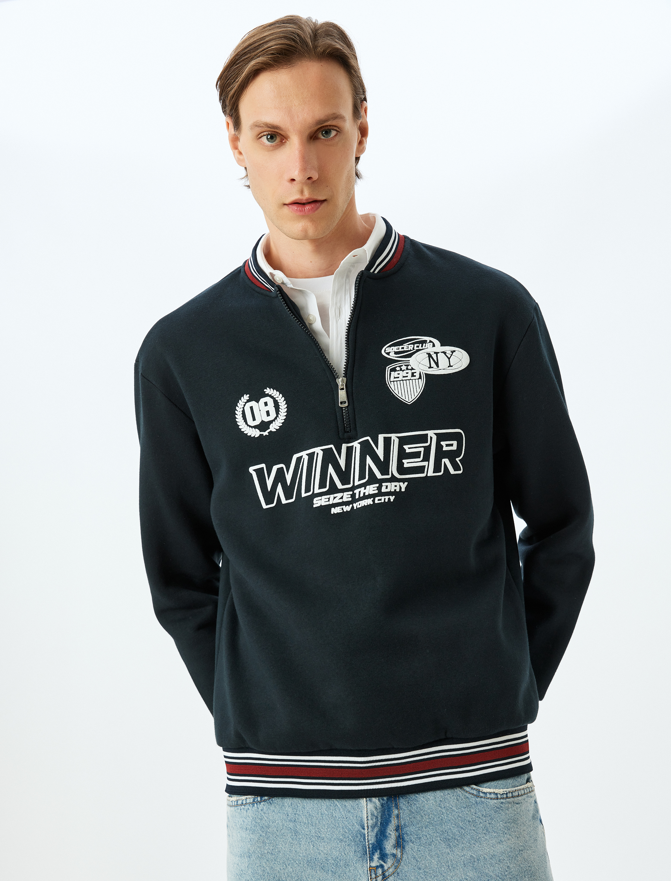   Şardonlu Pamuk Karışımlı Slogan Baskılı Yarım Fermuarlı Sweatshirt