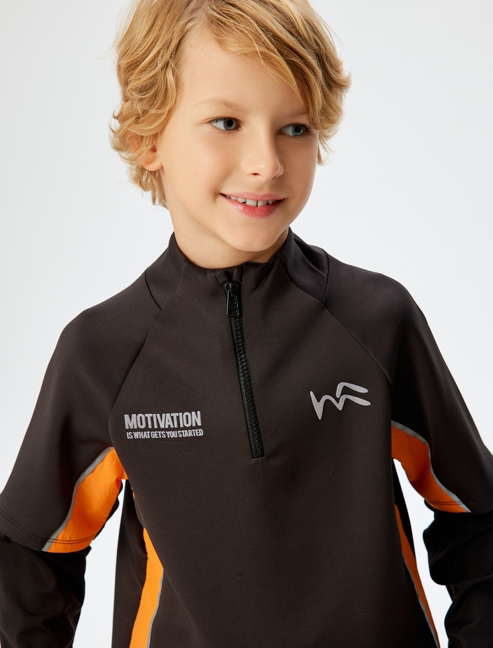 Erkek Çocuk Sweatshirt Dik Yaka Yarım Fermuarlı Uzun Kollu İşleme Detaylı