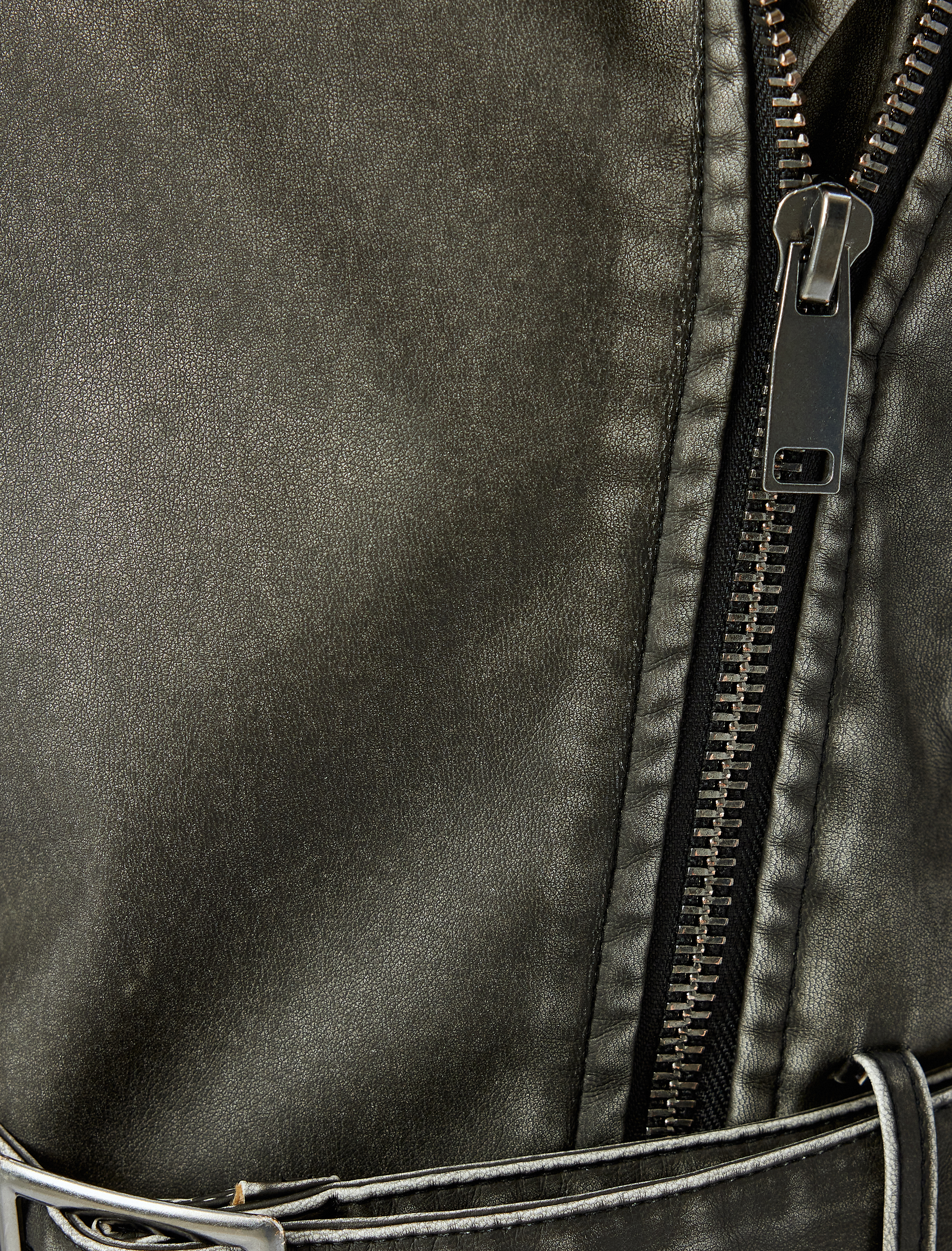   Kemerli Fermuarlı Eskitilmiş Görünümlü Oversize Biker Suni Deri Ceket