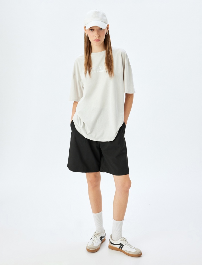  Arkası Baskılı Sloganlı Bisiklet Yaka Kısa Kollu Oversize Tişört