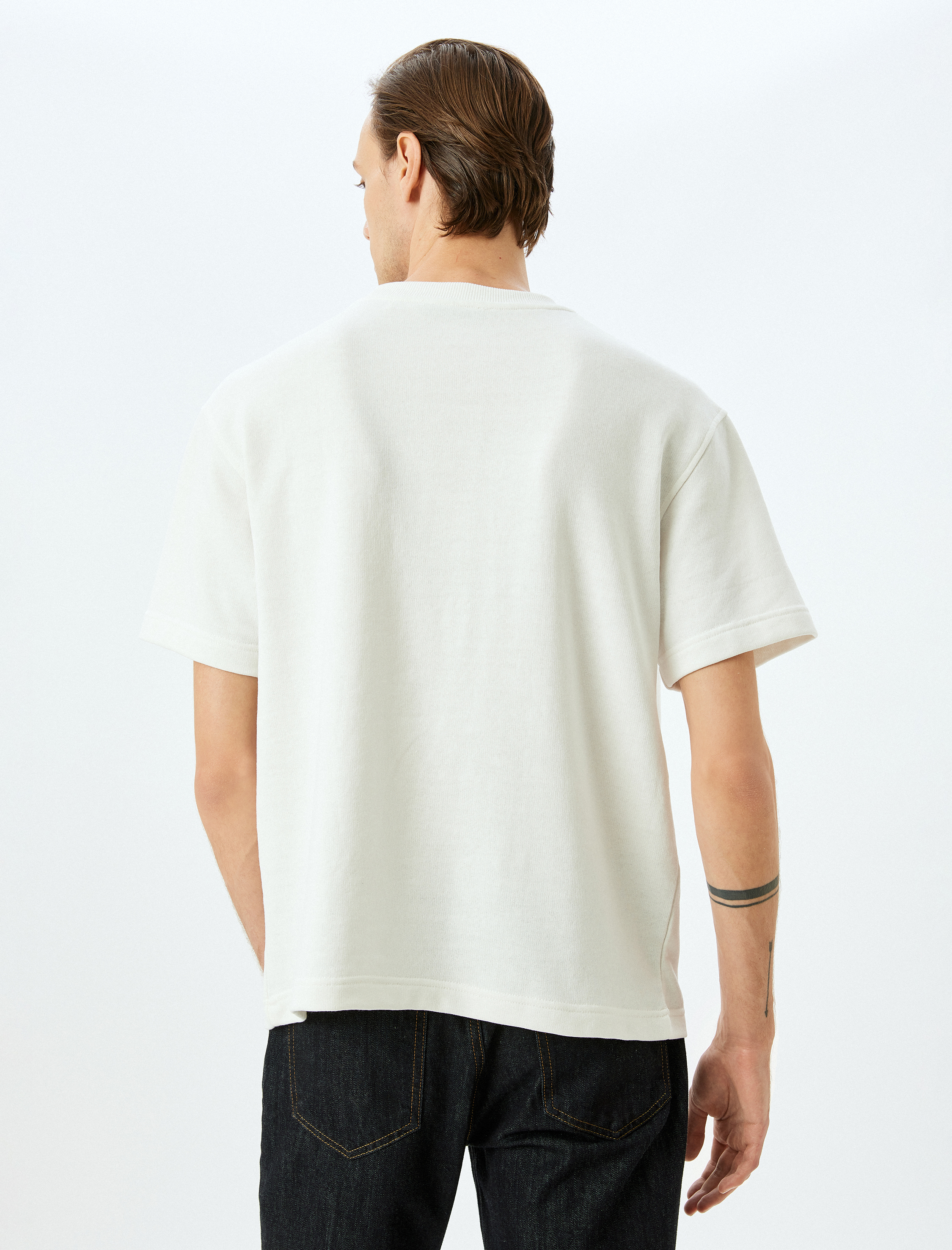   Bisiklet Yaka Kısa Kollu Tok Kumaş Pamuk Karışımlı Slogan Baskılı Oversize Tişört