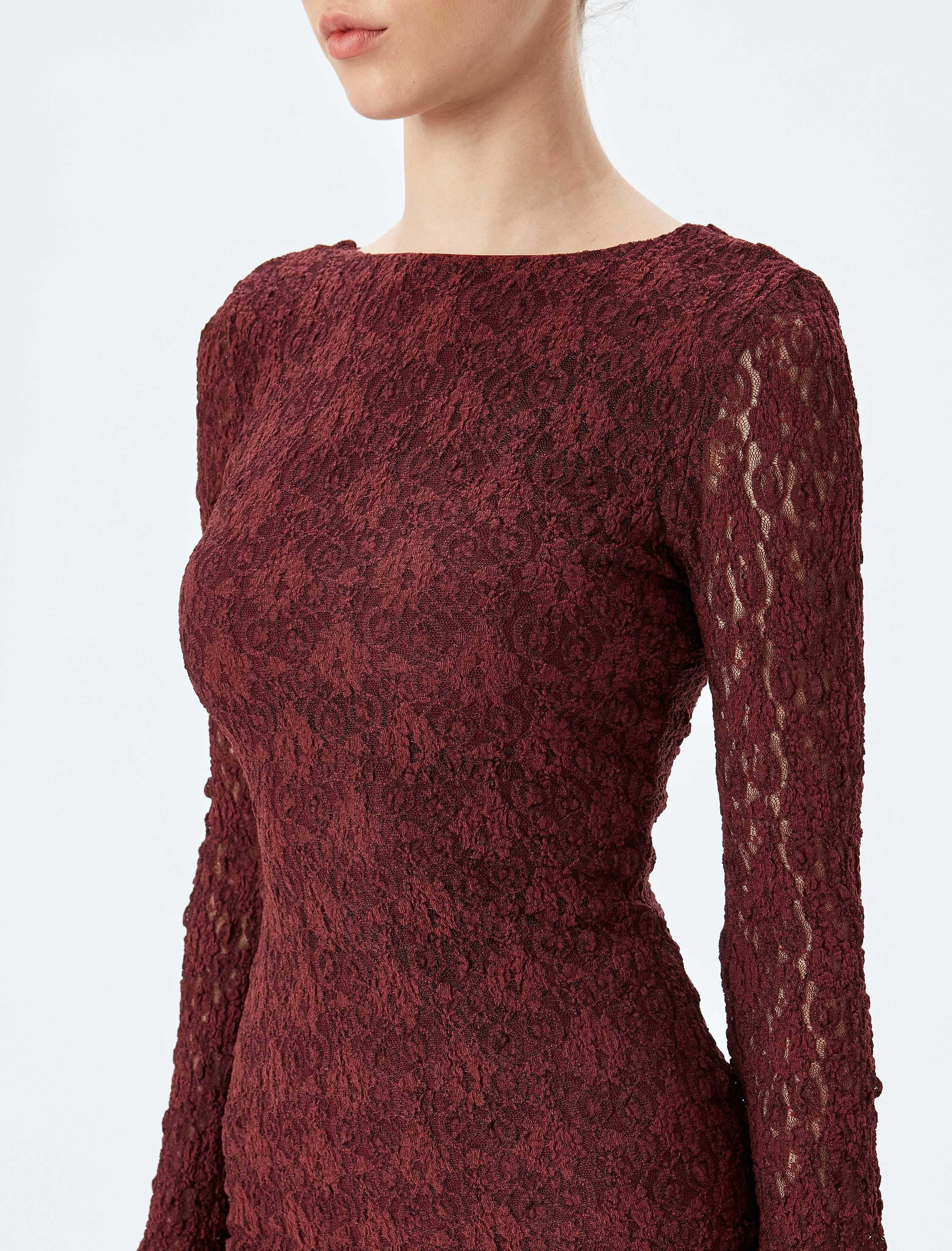   Dantel Detaylı Uzun Kollu Arkası Dekolte Detaylı Mini Kalem Elbise