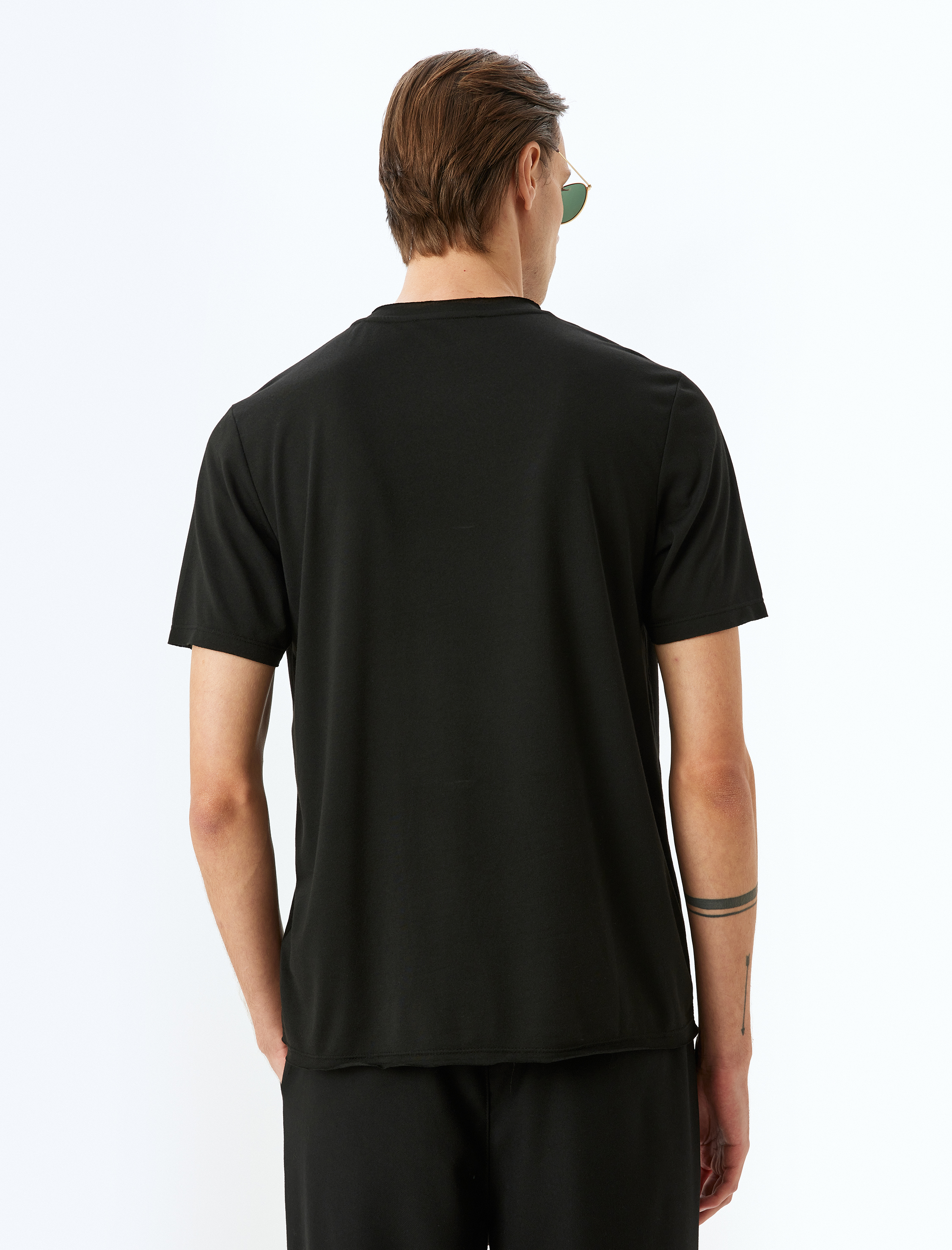   Kısa Kollu Bisiklet Yaka Regular Fit Viskon Karışımlı Basic Tişört