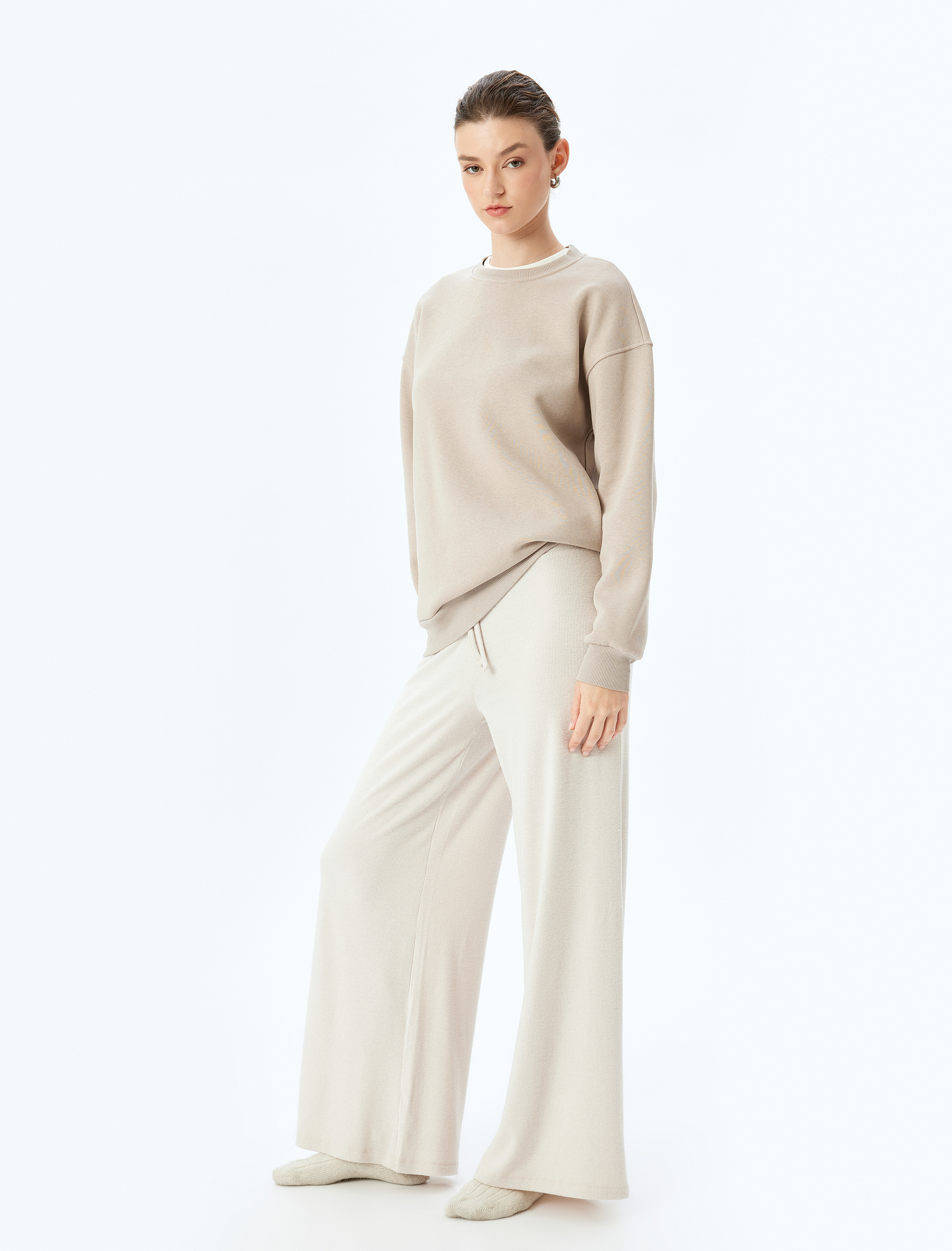   Yumuşak Dokulu Bol Paça Beli Bağlamalı Örme Pijama Altı