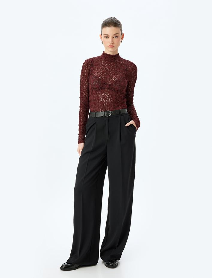  Slim Fit Uzun Kollu Dik Yaka Yarı Transparan Dantel Bluz