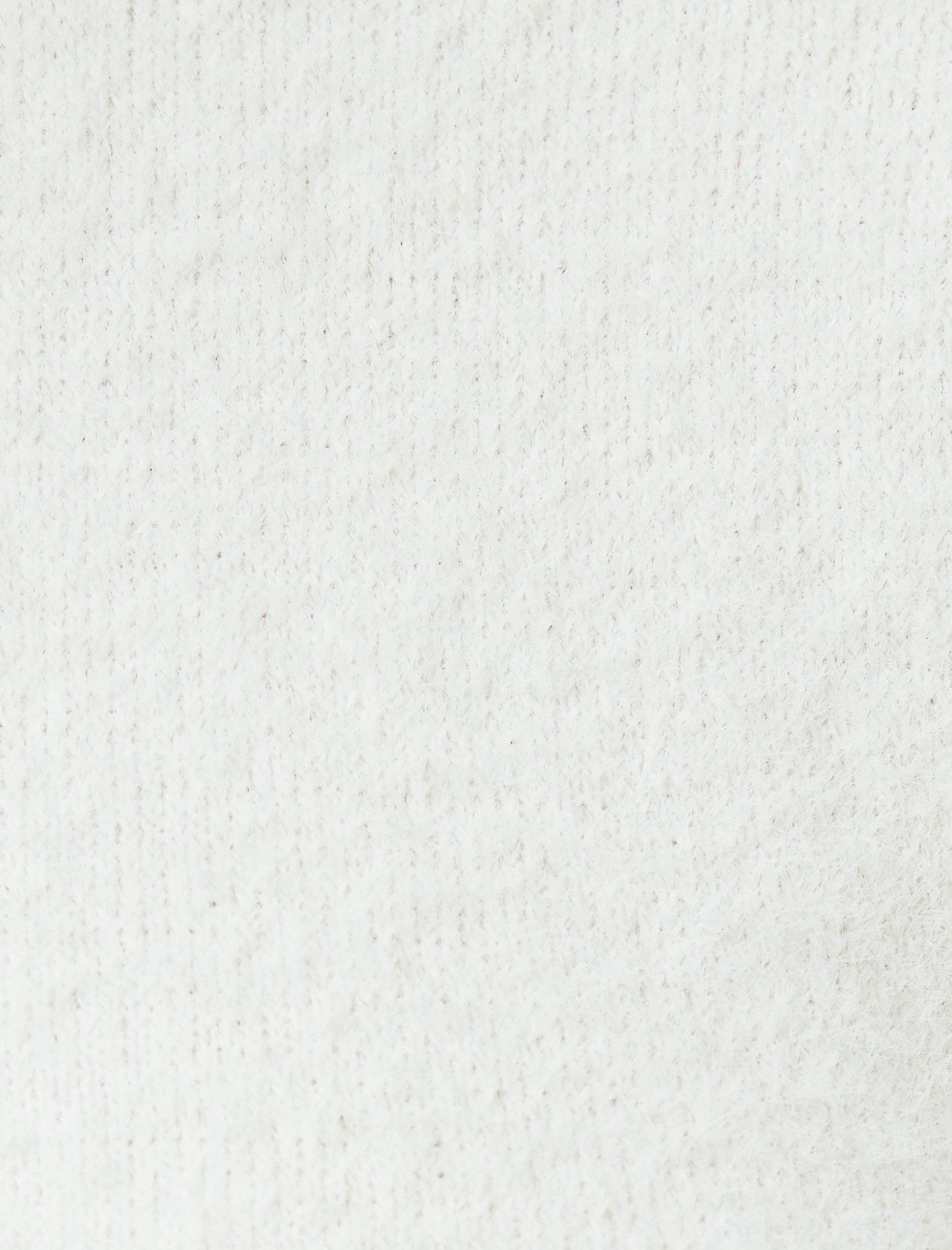   Uzun Kollu Yuvarlak Yaka Düğmeli Peluş Hırka