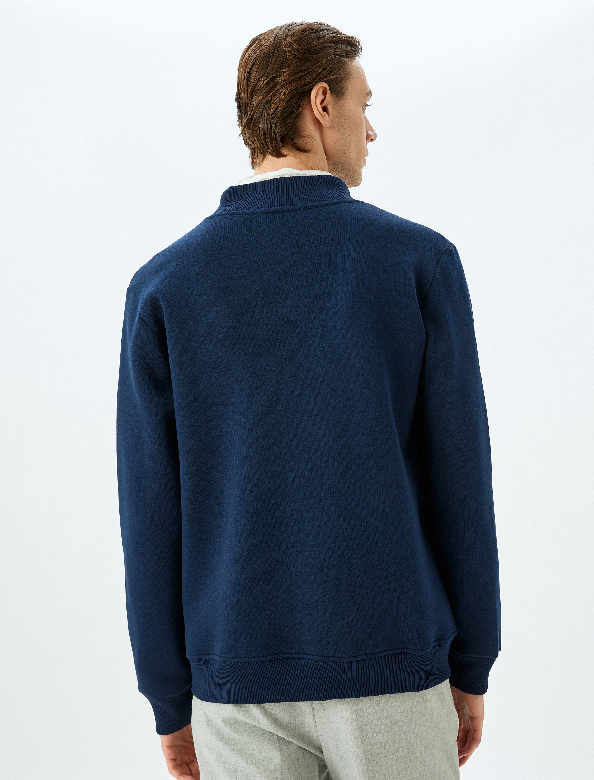   Şardonlu Pamuk Karışımlı Cep Detaylı Fermuarlı Dik Yaka Hırka