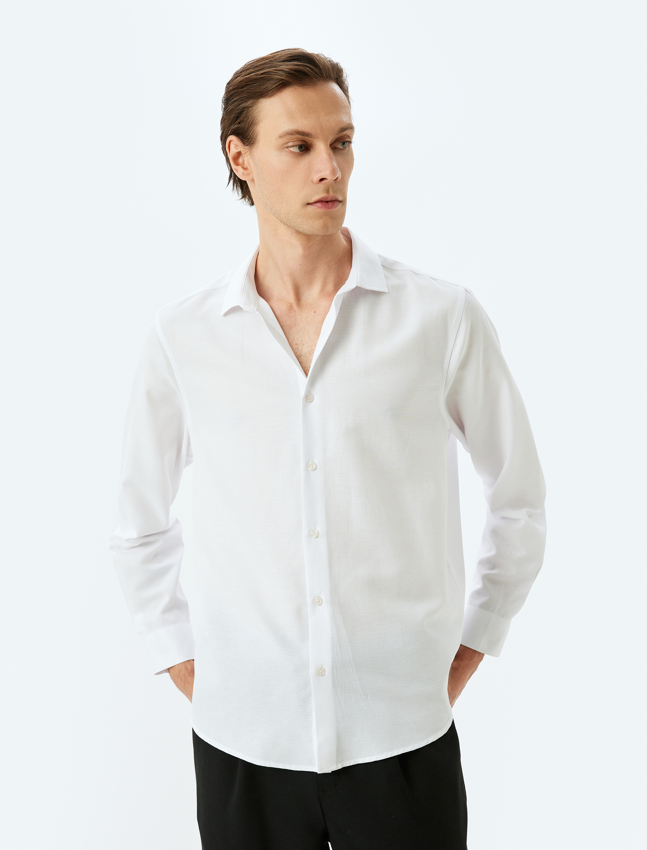   Uzun Kollu Pamuk Karışımlı Yarım İtalyan Yaka Regular Fit Gömlek