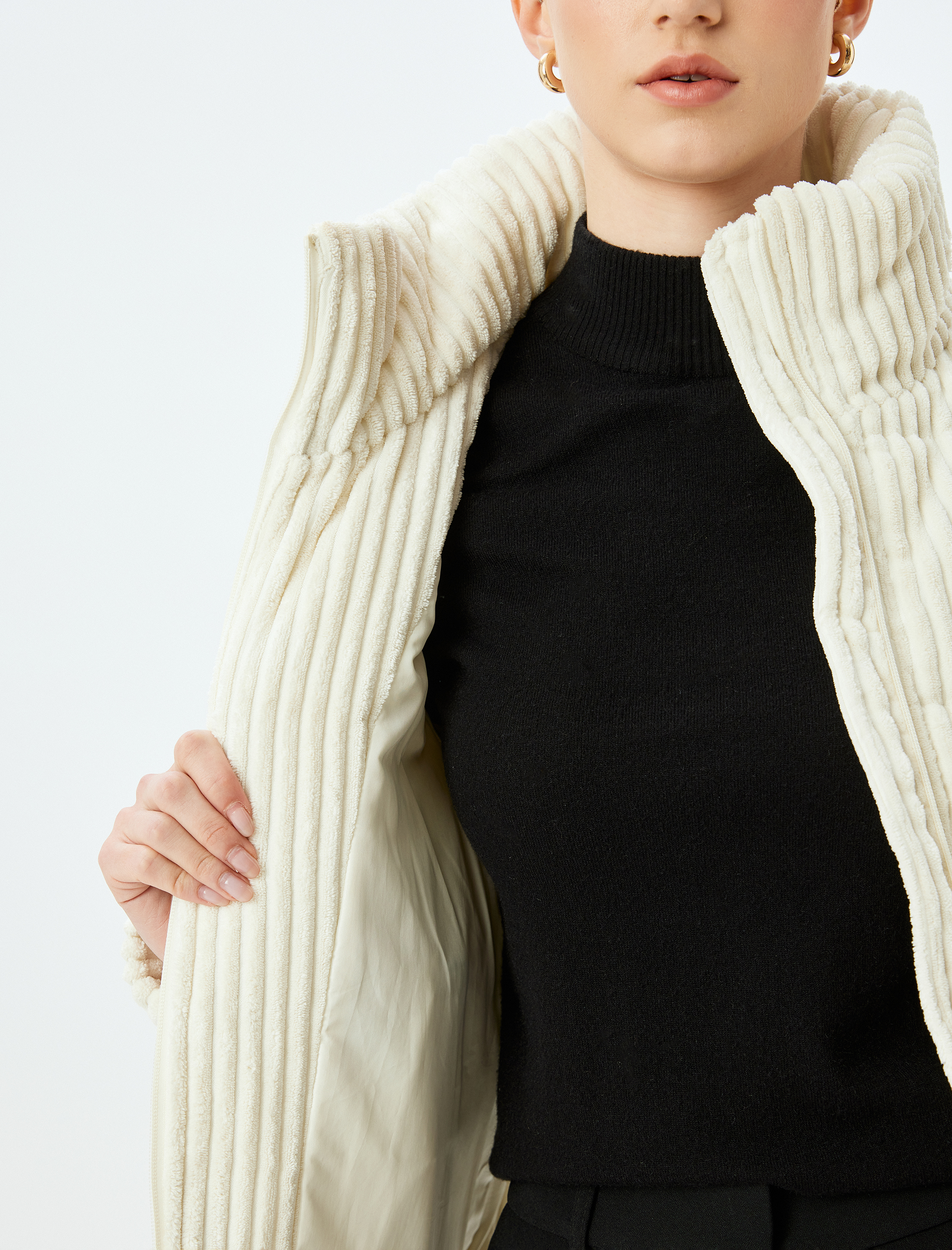   Cepli Fermuarlı Dik Yaka Kalın Fitilli Bomber Kadife Ceket