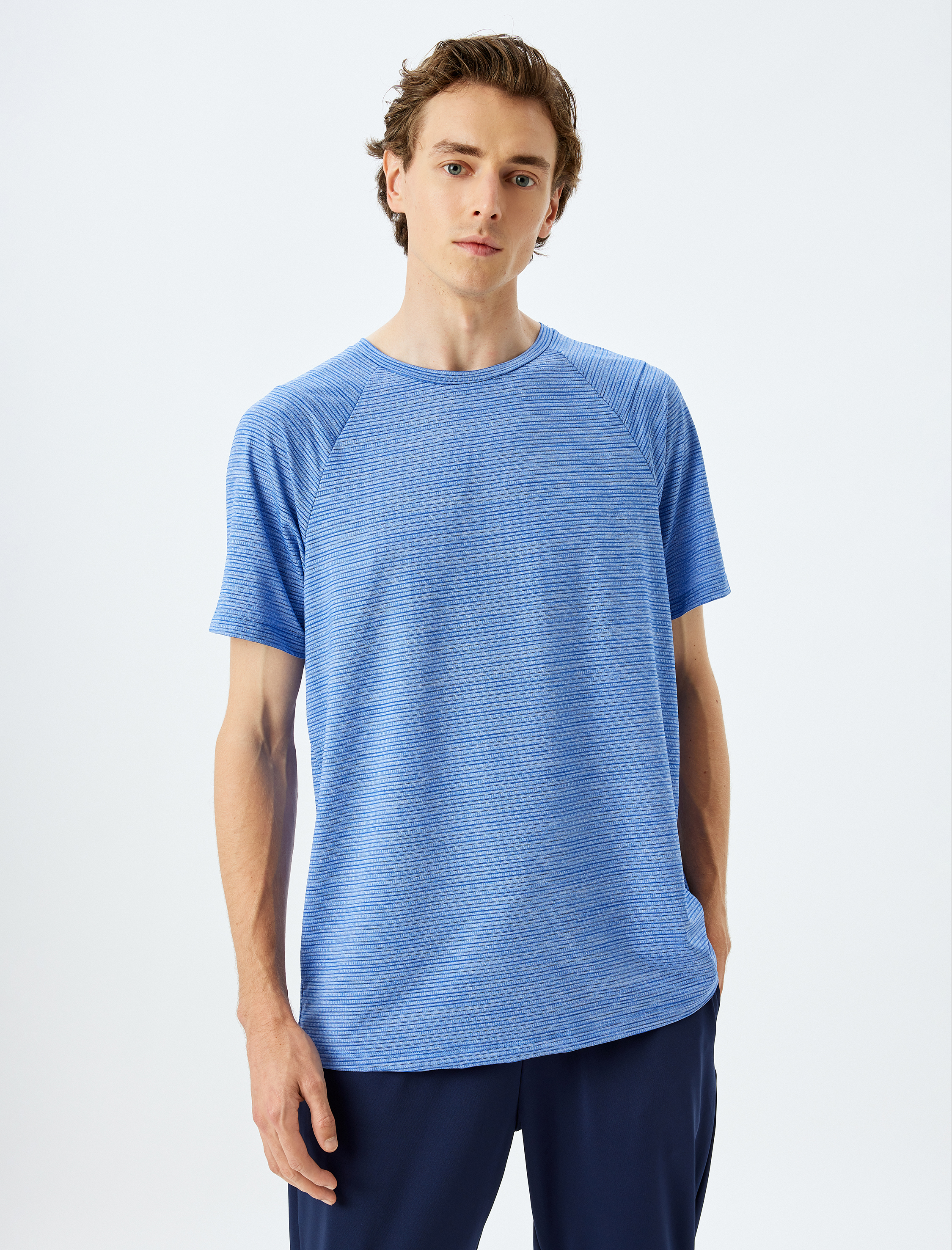   Kısa Kollu Bisiklet Yaka Çizgili Spor Tişört