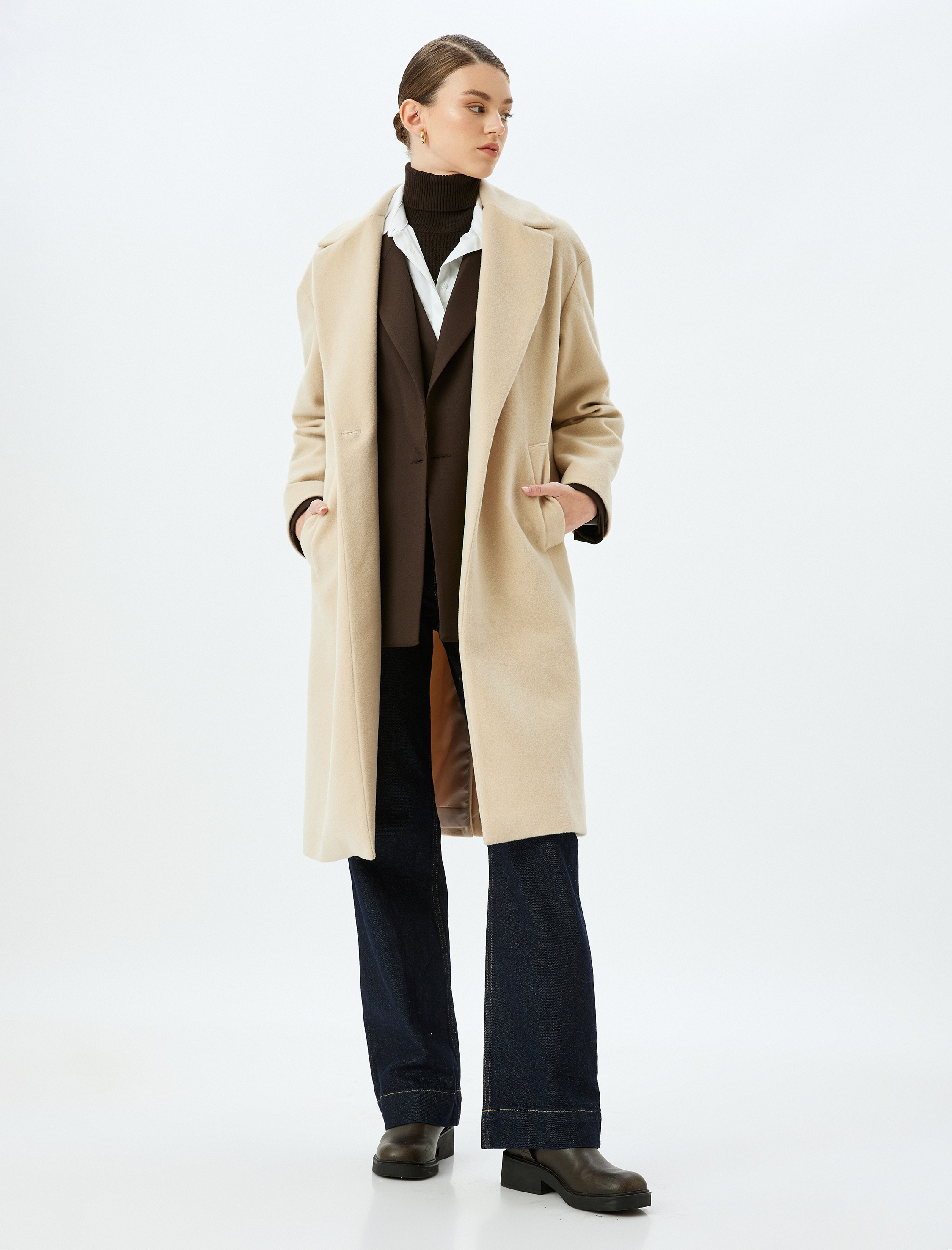 Düğmeli Kruvaze Uzun Kaşe Kaban