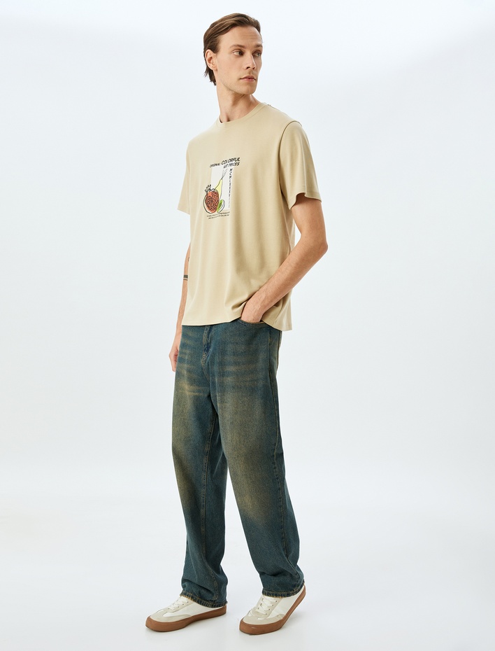  Bisiklet Yaka Pamuklu Regular Fit Tok Kumaş Kısa Kollu Baskılı Tişört