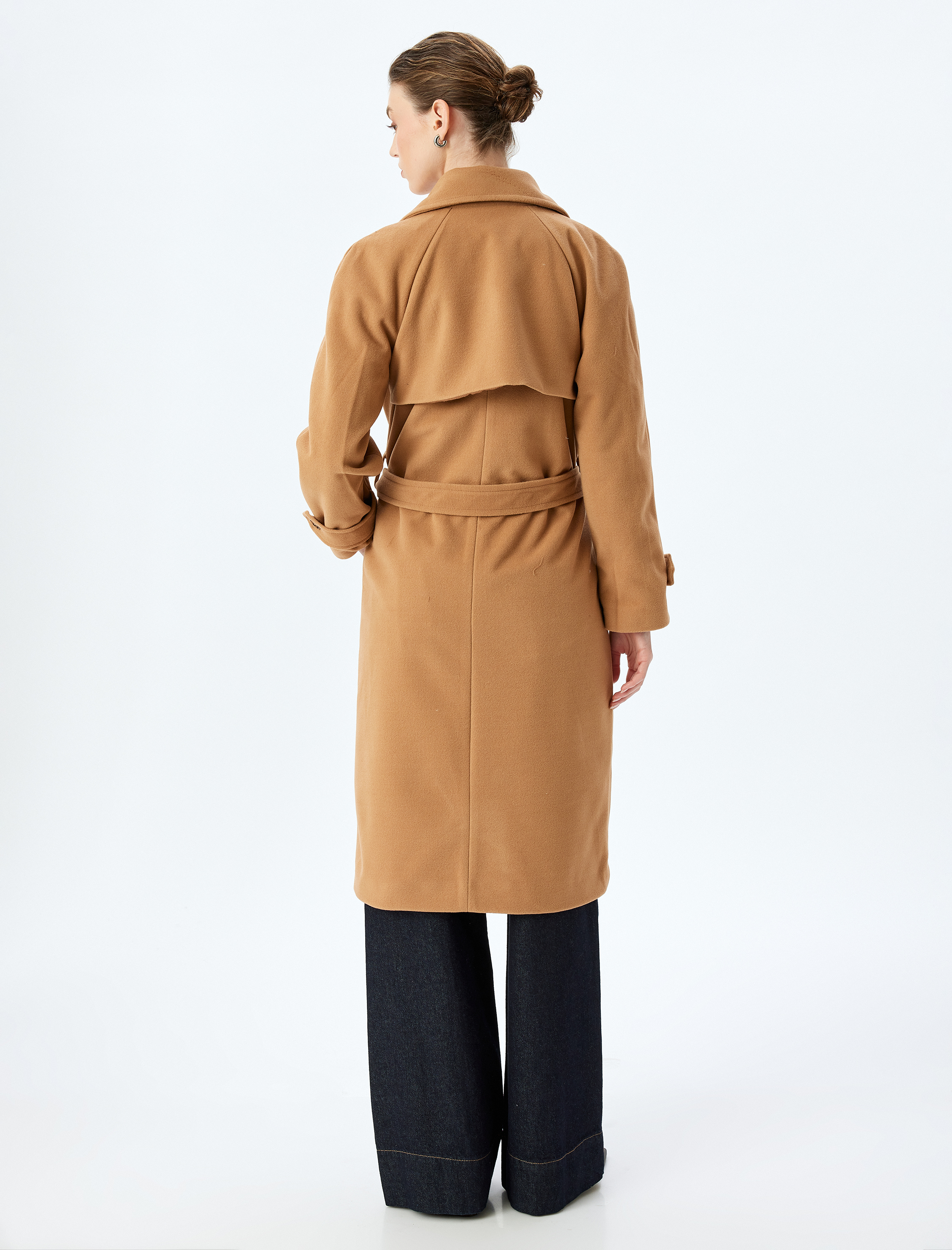 Düğmeli Cepli Kuşak Detaylı Kruvaze Uzun Kaşe Kaban