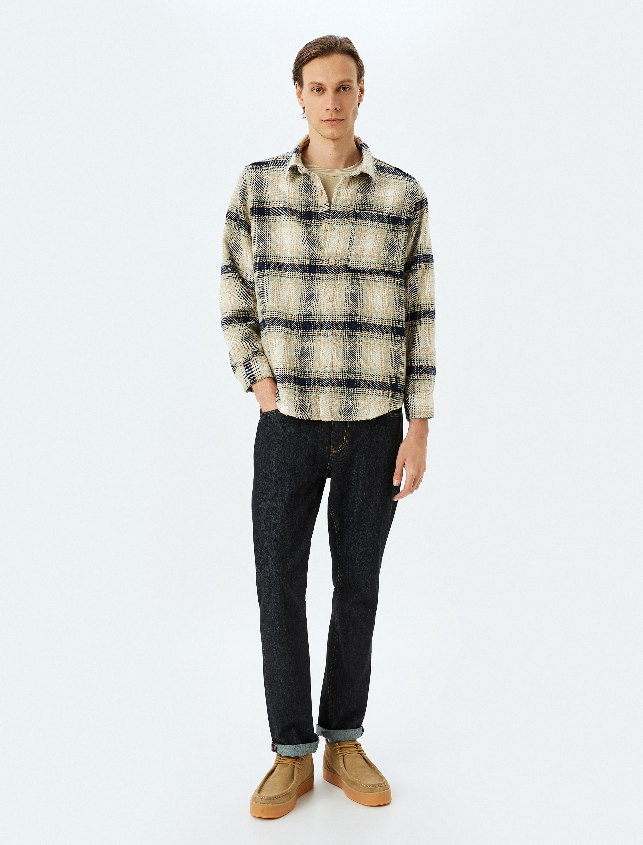   Uzun Kollu Pamuk Karışımlı Regular Fit Cep Detaylı Ekose Desenli Gömlek Ceket