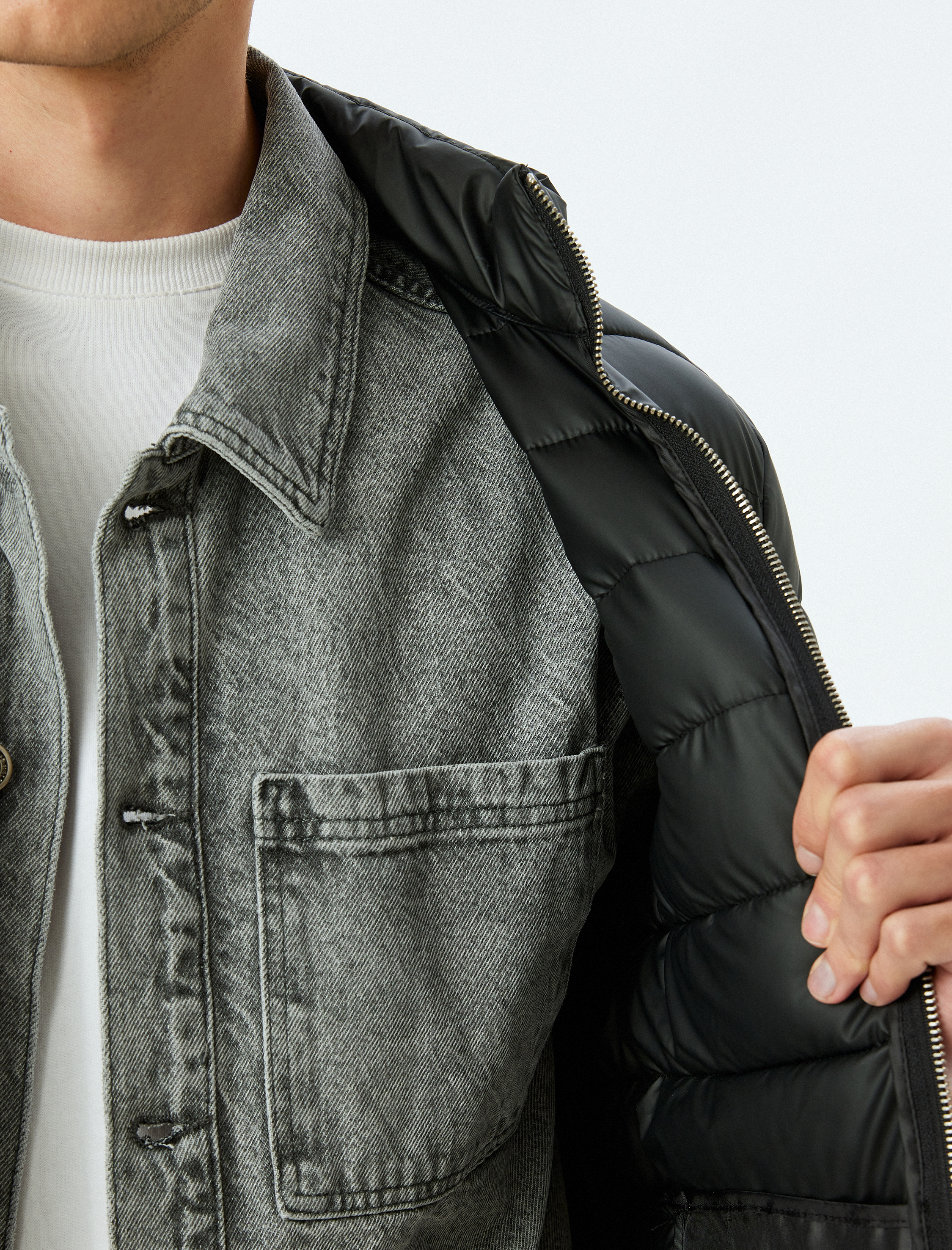   Dik Yaka Etiket Detaylı Lateks Kumaş Slim Fit Şişme Ceket