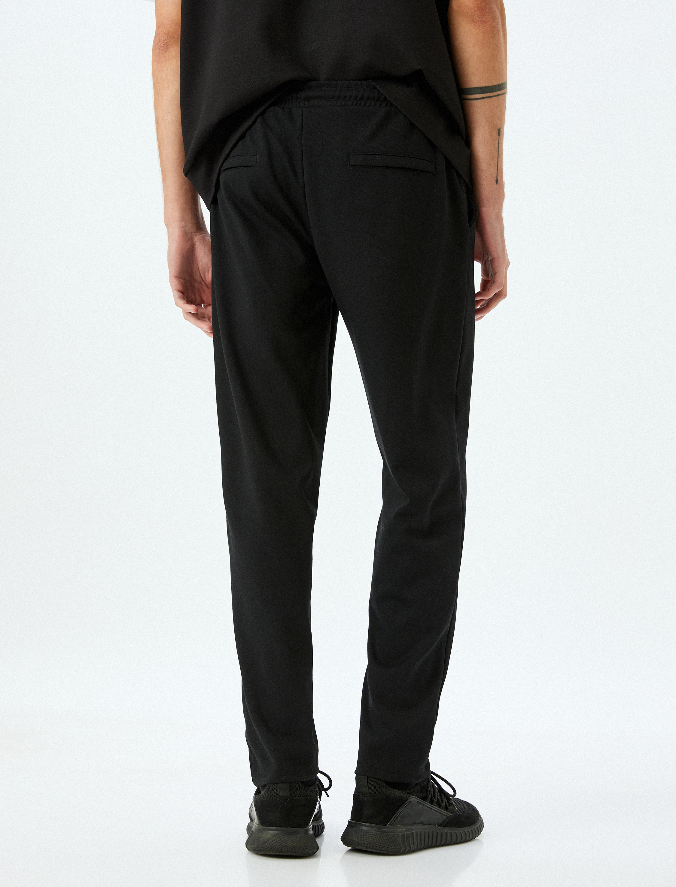   Basic Beli Bağcıklı Pamuk Karışımlı Fermuarlı Cep Detaylı Spor Eşofman Altı