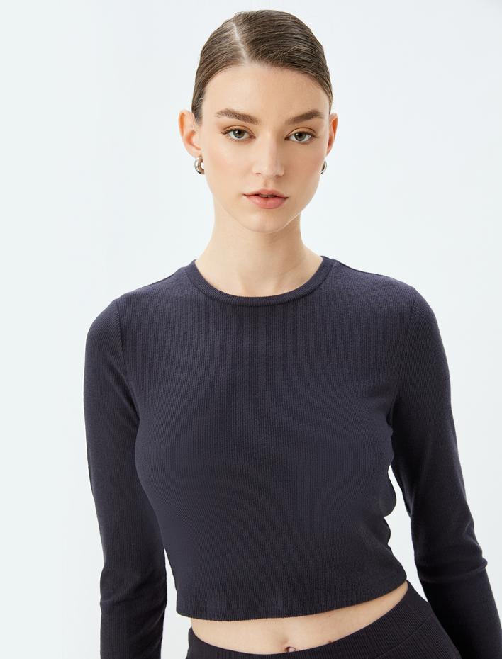  Uzun Kollu Bisiklet Yaka Örgü Crop Pijama Üstü