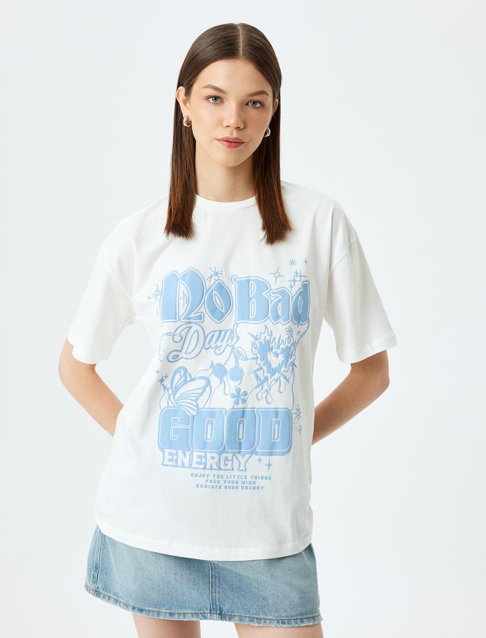  Slogan Baskılı Kısa Kollu Bisiklet Yaka Rahat Kalıp Tişört