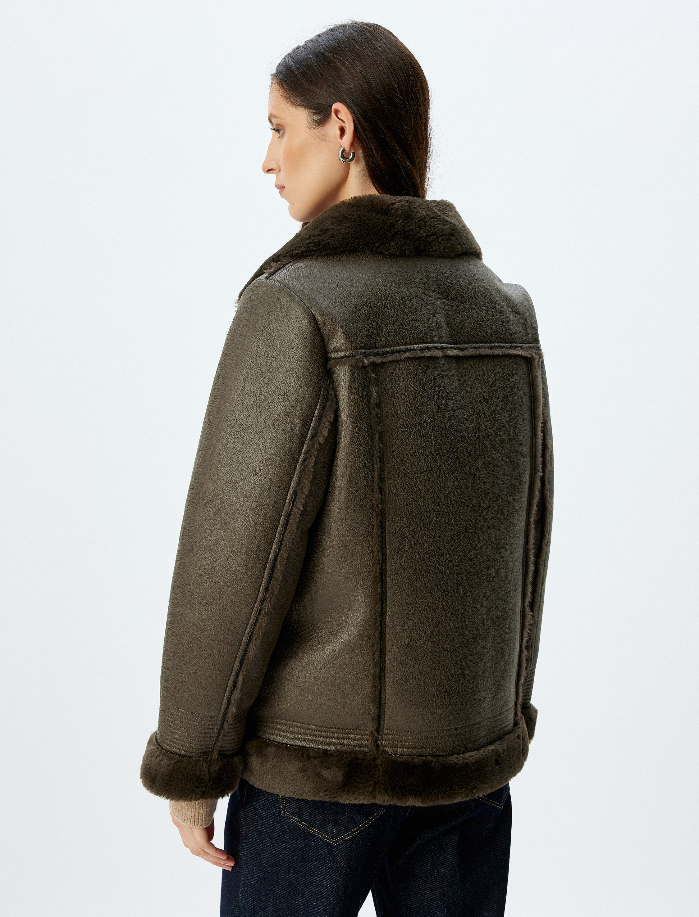   Fermuarlı Cepli Rahat Kalıp Yakası Suni Kürk Detaylı Suni Deri Biker Ceket