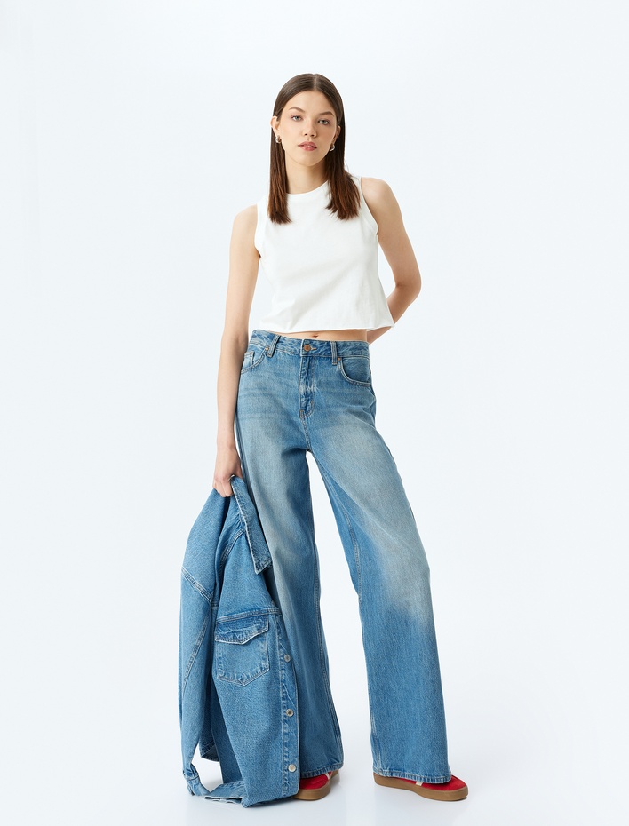  Basic Bisiklet Yaka Kolsuz Kadın Atlet