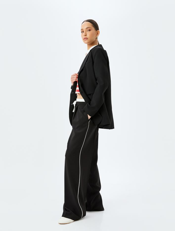  Çift Bel Detaylı Bağlamalı Cepli Çizgili Geniş Paça Baggy Kumaş Pantolon