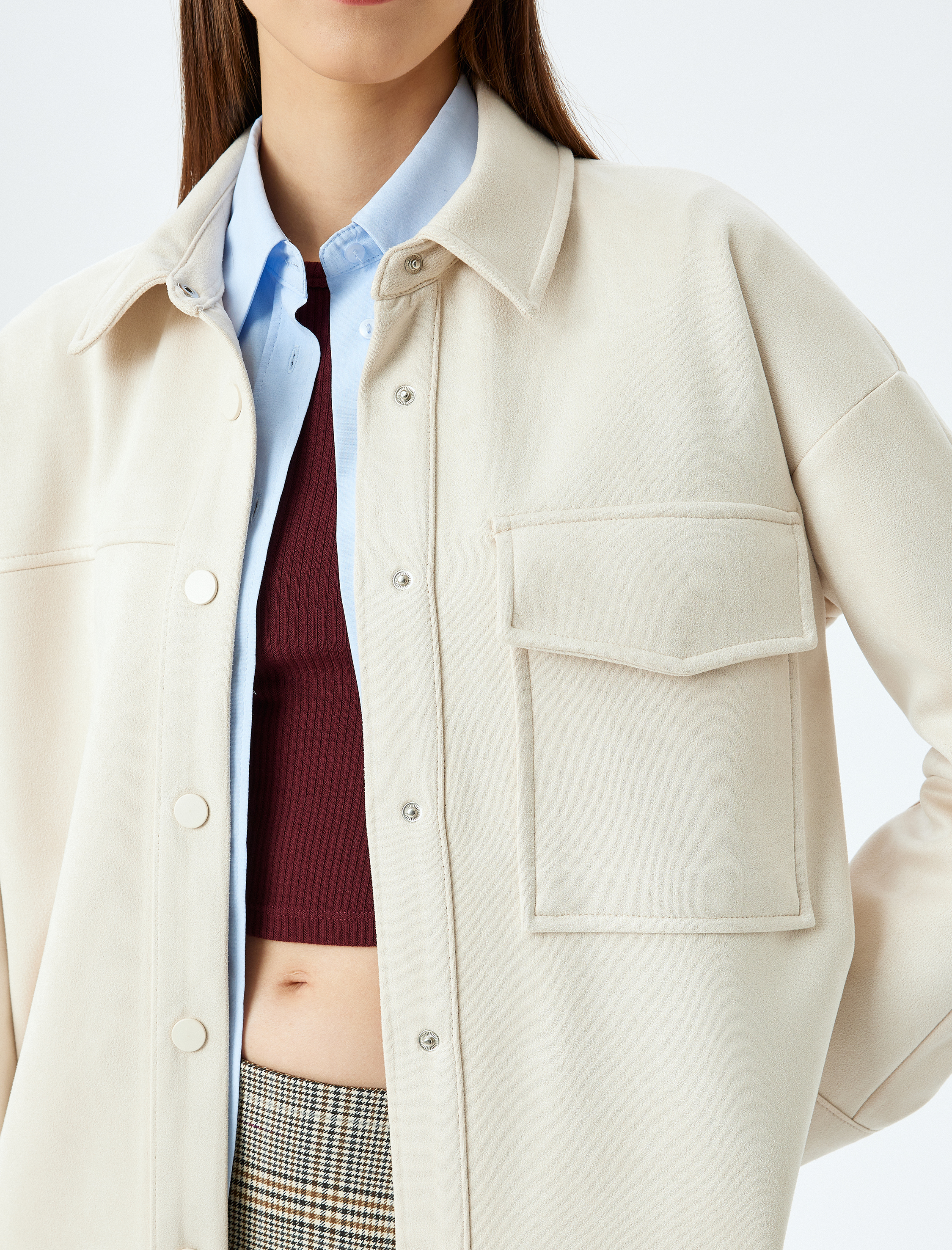   Süet Görünümlü Klasik Yaka Cep Detaylı Düğmeli Oversize Gömlek