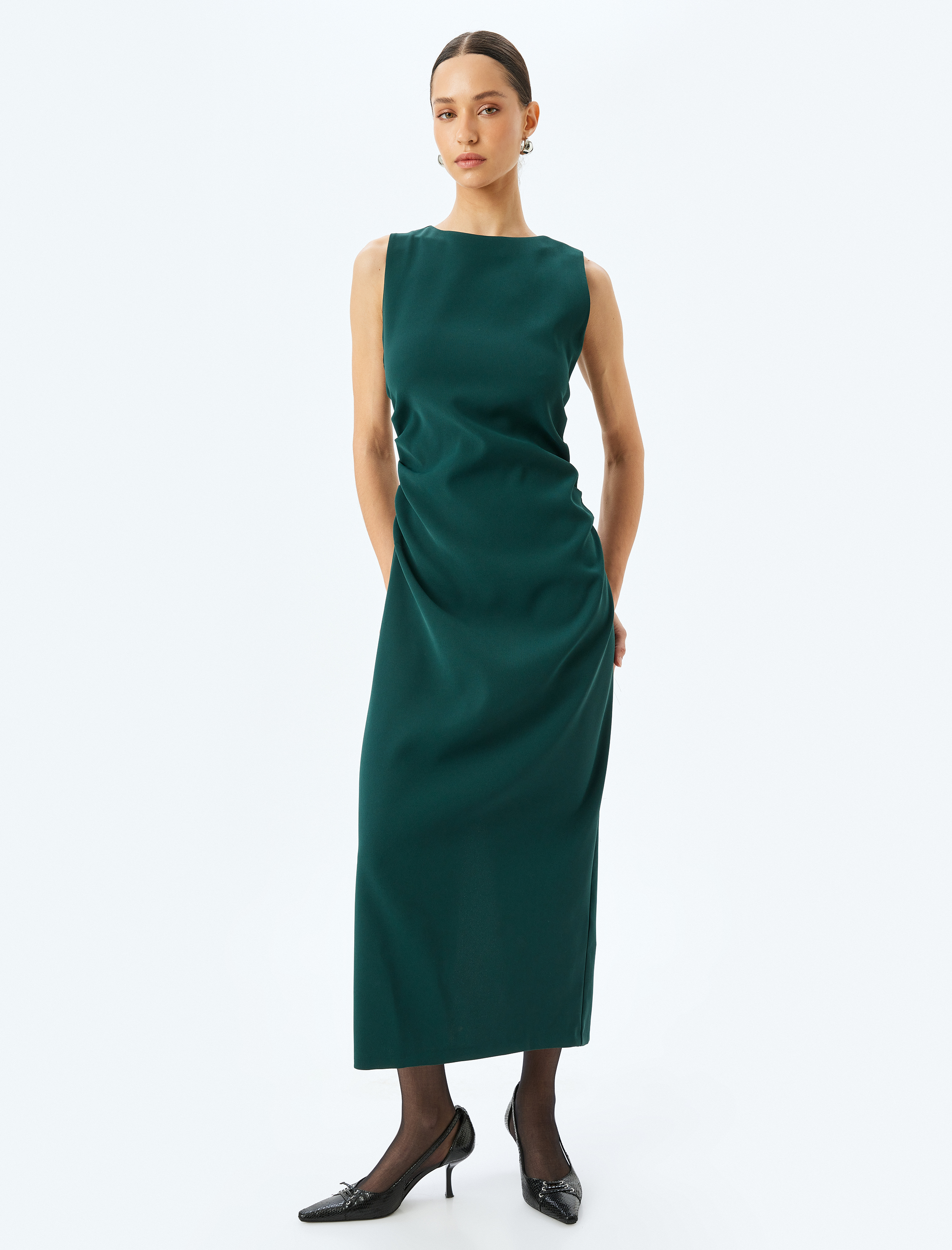 Krep Kumaş Drape Detaylı Slim Fit Yuvarlak Yaka Kolsuz Uzun Kalem Elbise