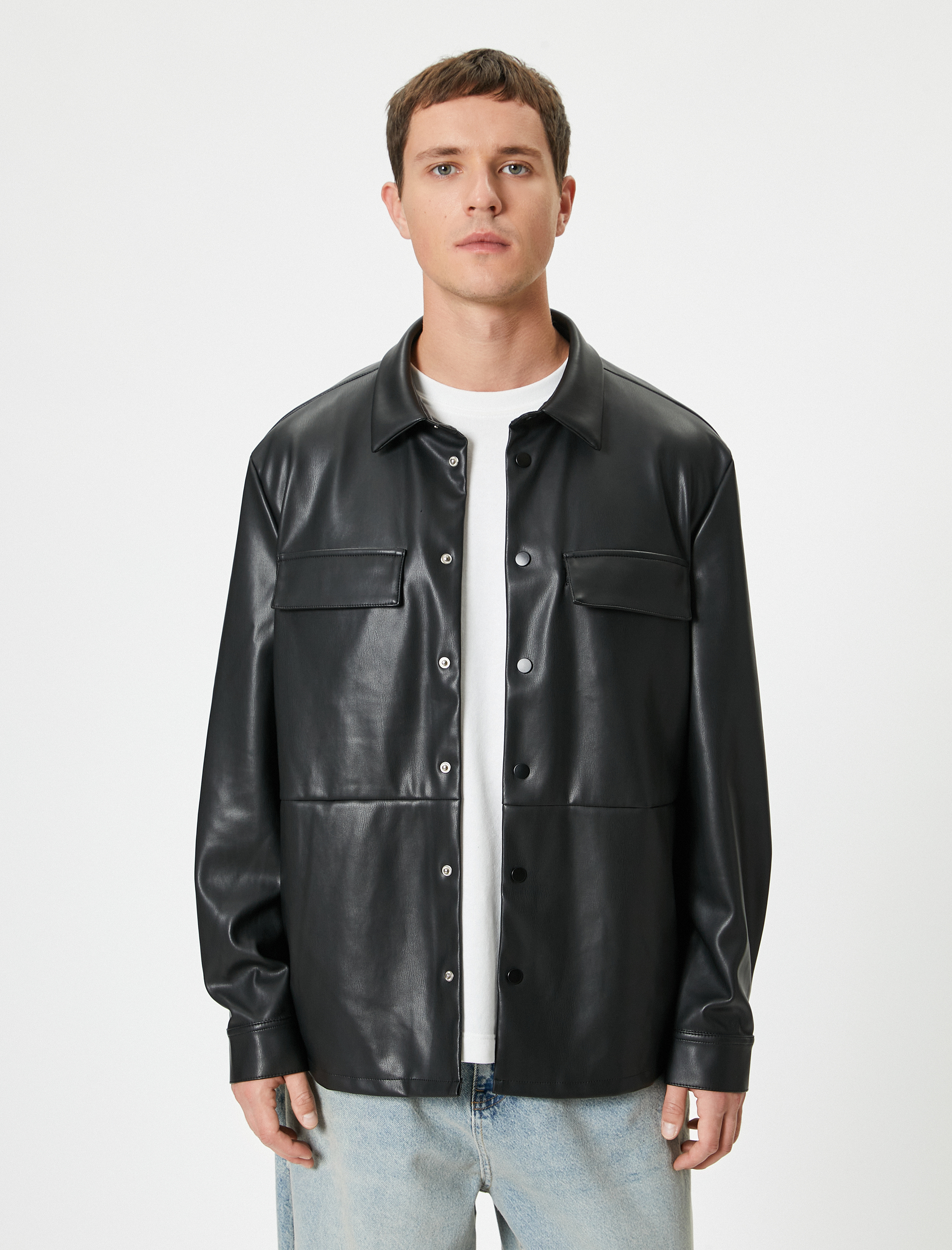   Çıtçıt Düğme Detaylı Kapaklı Cepli Gömlek Yaka Slim Fit Suni Deri Ceket