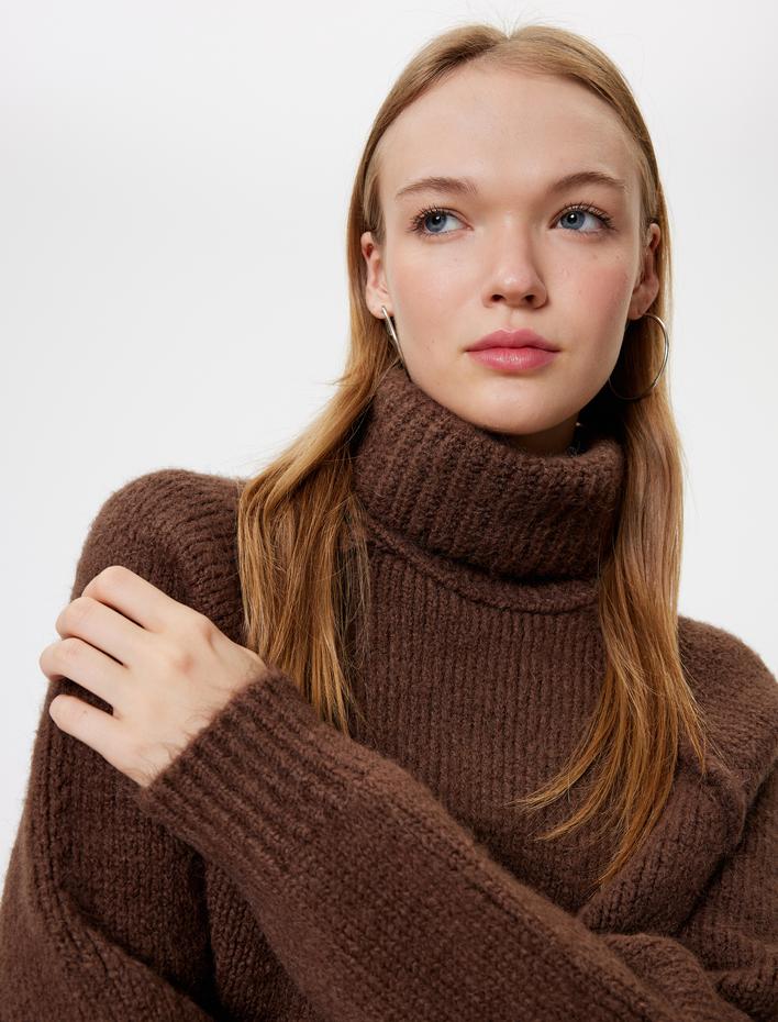  Boğazlı Kazak Dikiş Detaylı Reglan Kollu Yumuşak Dokulu