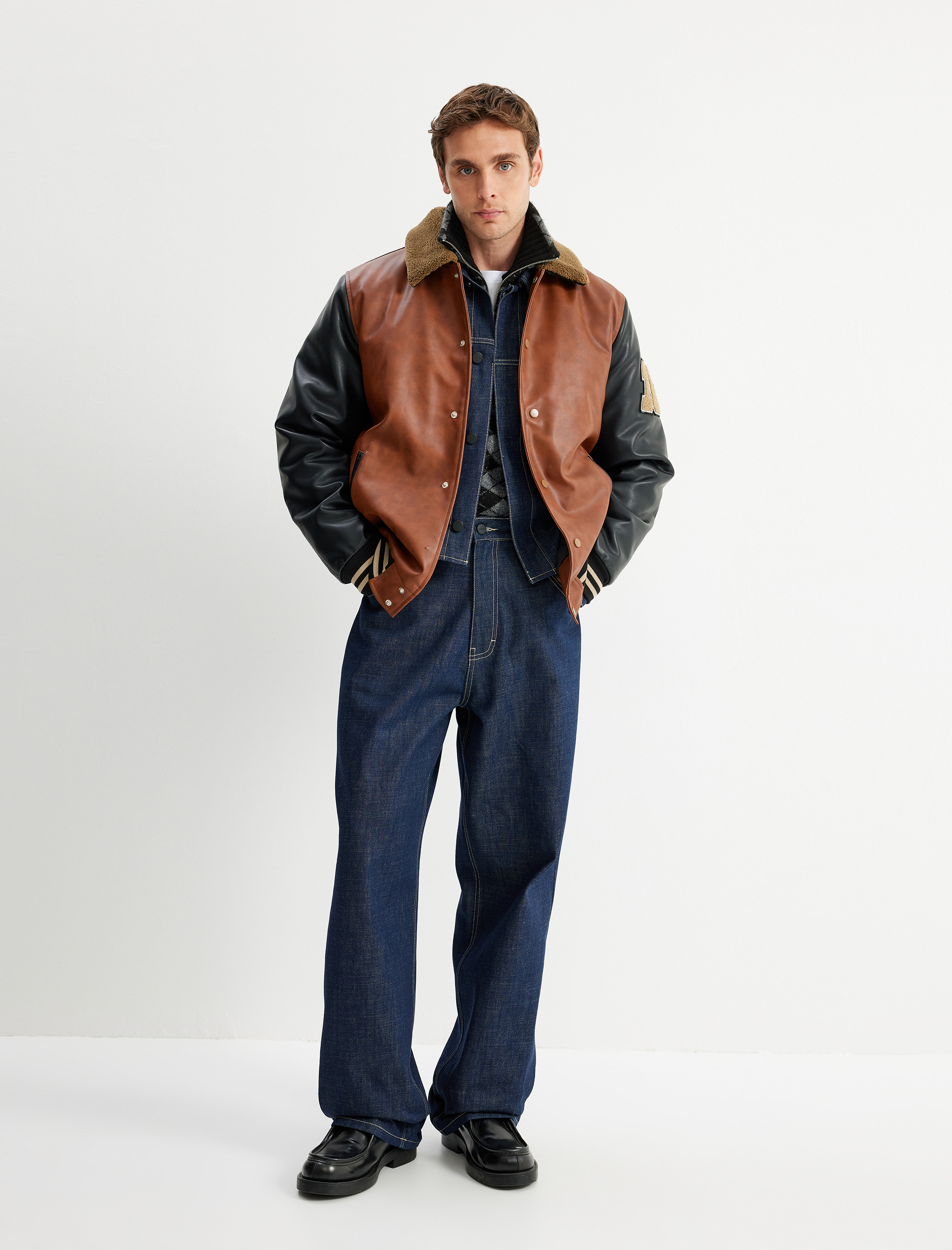   Cep Detaylı Pamuklu Bol Super Baggy Jean Pantolon