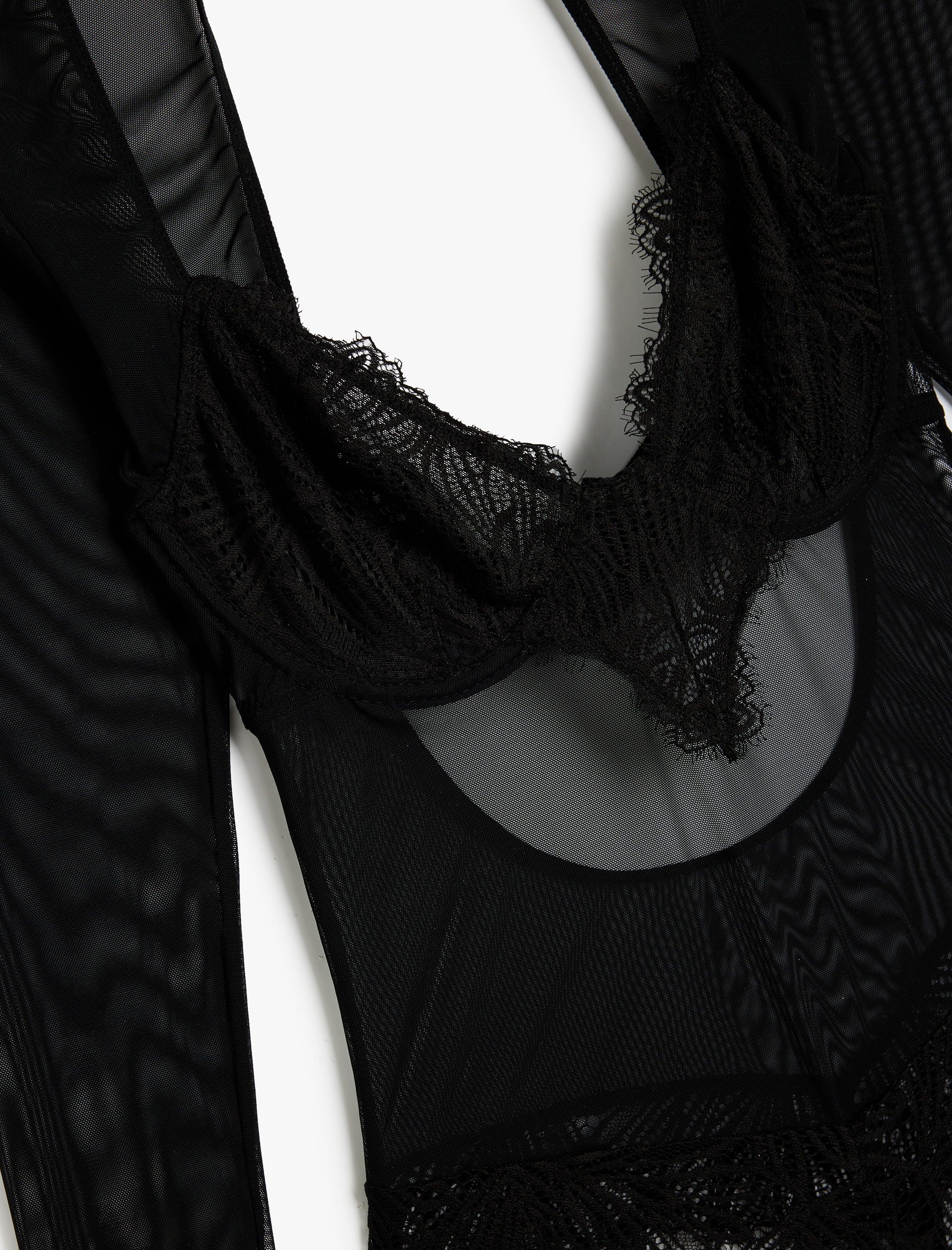   Uzun Kollu Derin V Yaka Dantel Detaylı Tül Balenli Bodysuit