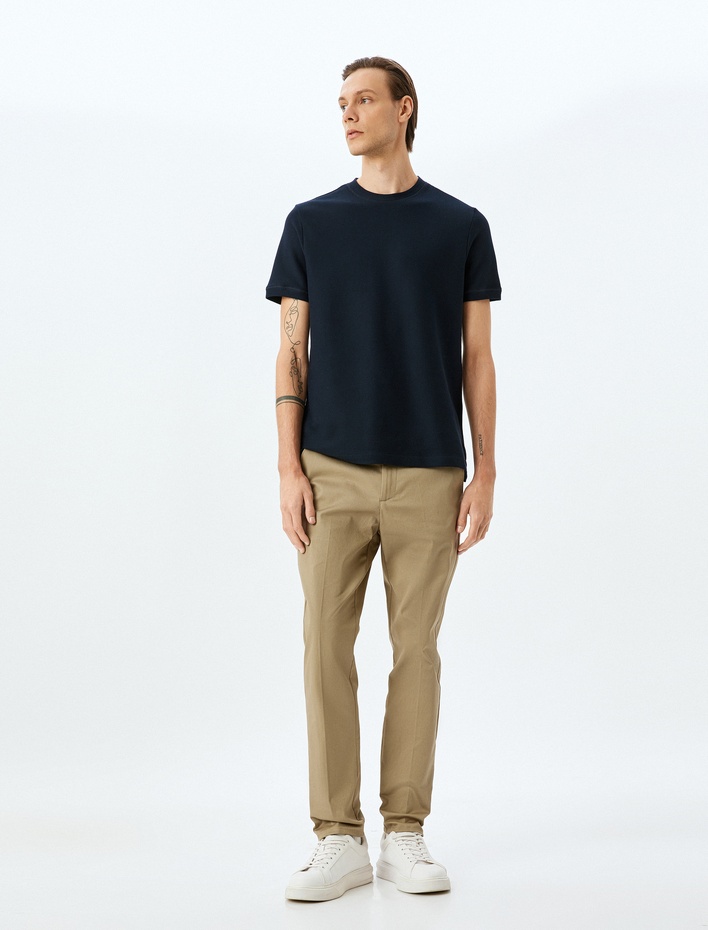  Bisiklet Yaka Pamuklu Dokulu Kısa Kollu Slim Fit Tişört