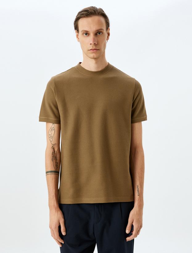 Bisiklet Yaka Pamuklu Dokulu Kısa Kollu Slim Fit Tişört_2