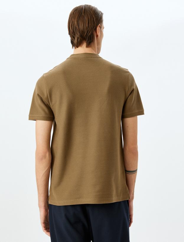 Bisiklet Yaka Pamuklu Dokulu Kısa Kollu Slim Fit Tişört_3