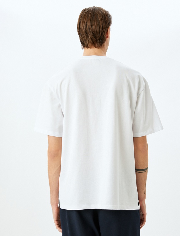Basic Bisiklet Yaka Pamuklu Kısa Kollu Oversize Tişört_3